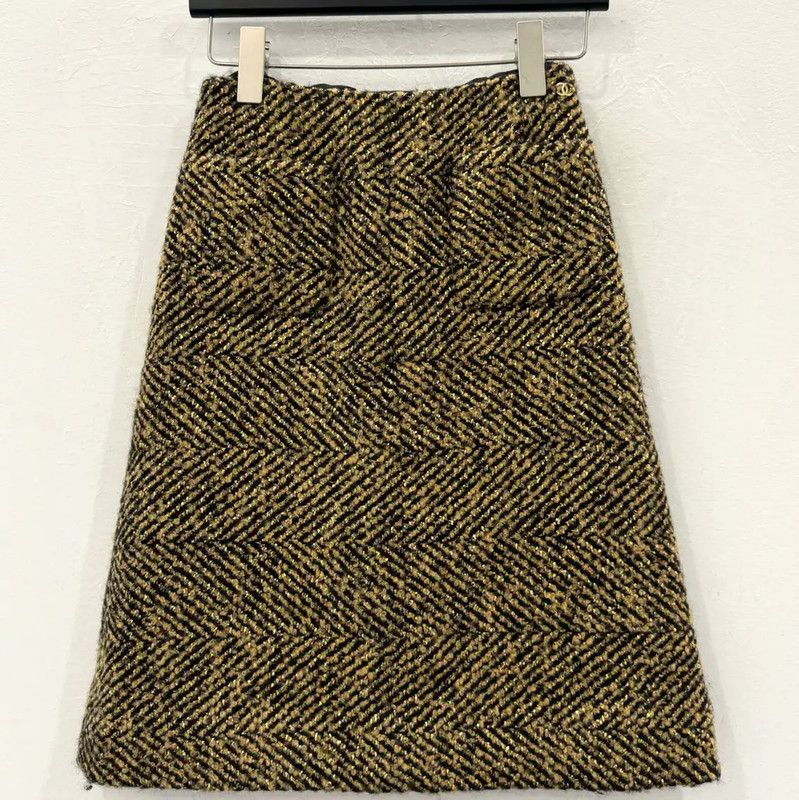 Chanel Chanel S Gold Wool Skirt 0089 Size 23" - 1 Thumbnail