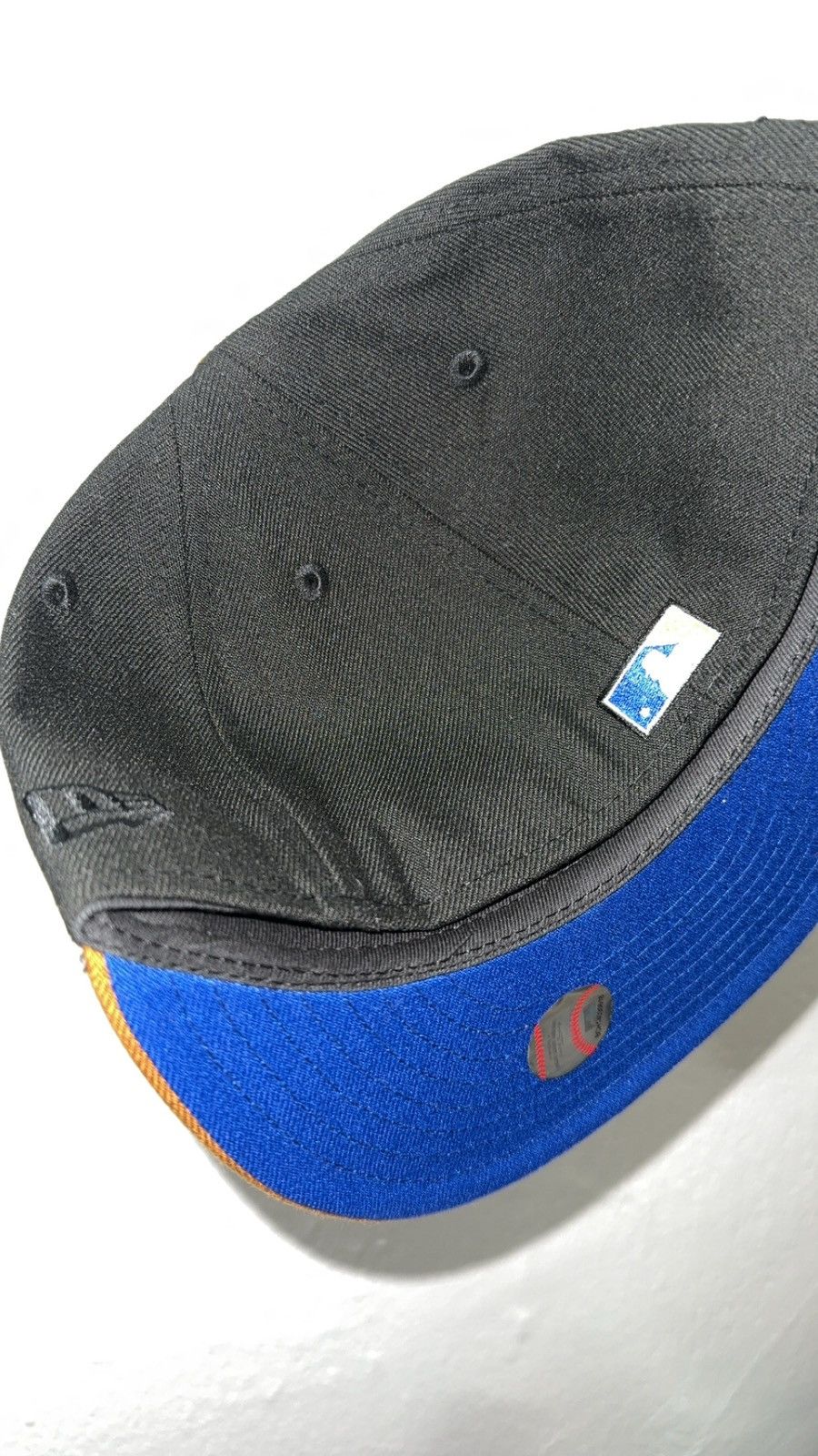 New Era New Era 59fifty Black Chicago Cubs fitted hat size 7 Size ONE SIZE - 4 Thumbnail