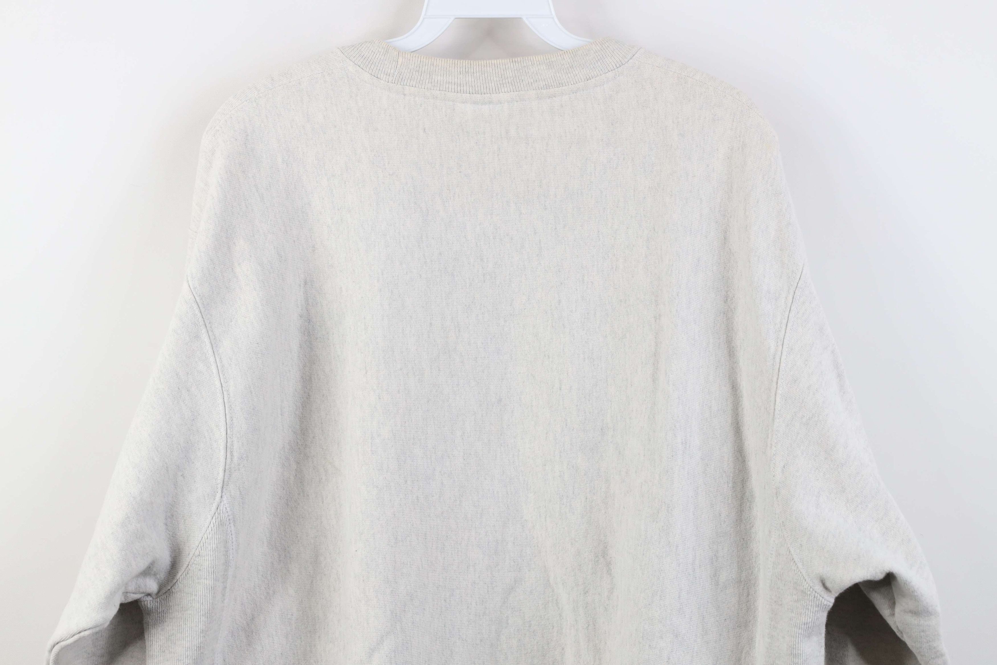 Champion Retro Champion Reverse Weave Crewneck Sweatshirt Gray Size US L / EU 52-54 / 3 - 11 Thumbnail