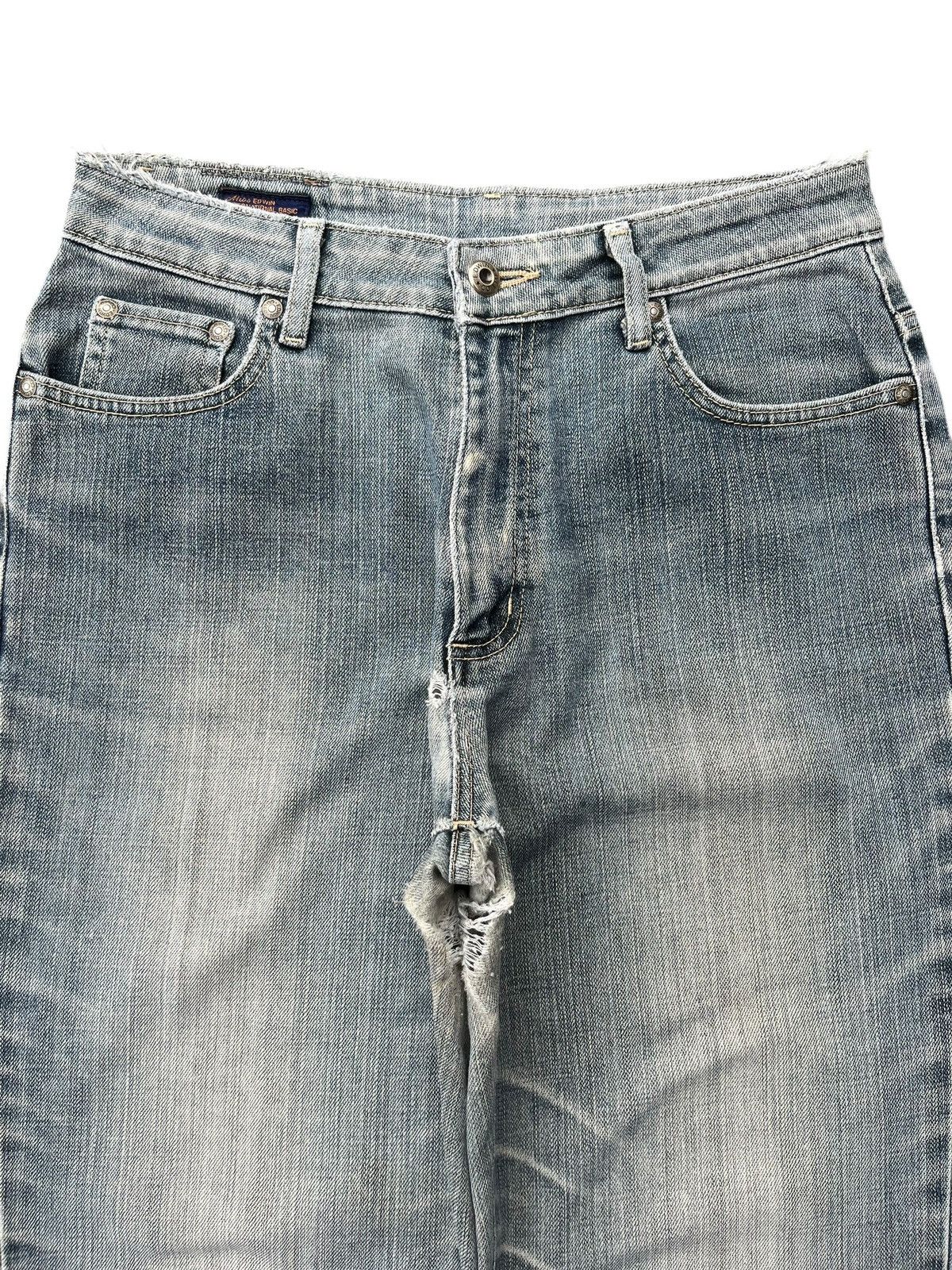 Edwin × Japanese Brand × KMRii Vintage Japanese Brand Blue Washed Straight Frayed Leg Jeans Size US 29 - 4 Thumbnail