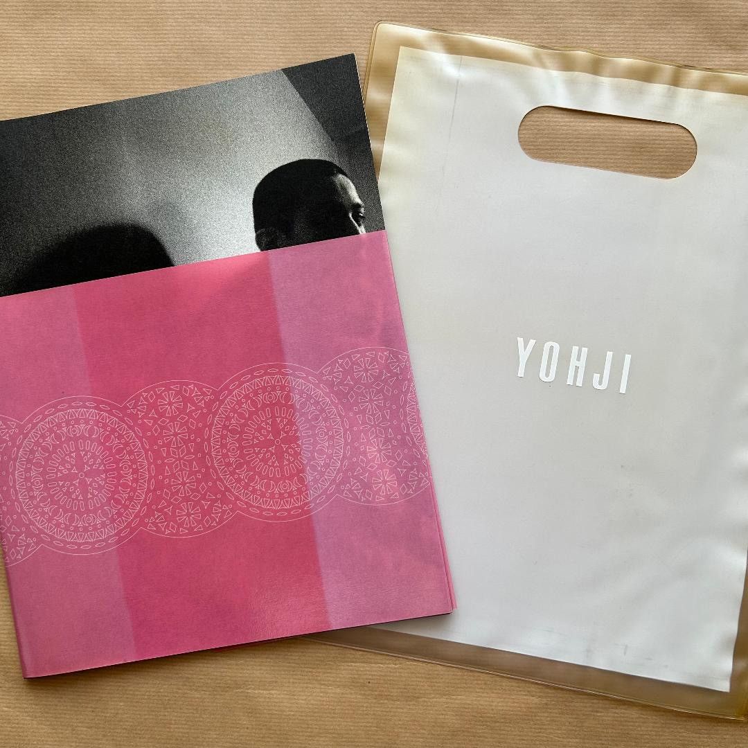 Yohji Yamamoto 00-01AW Catalogue Size ONE SIZE - 1 Thumbnail