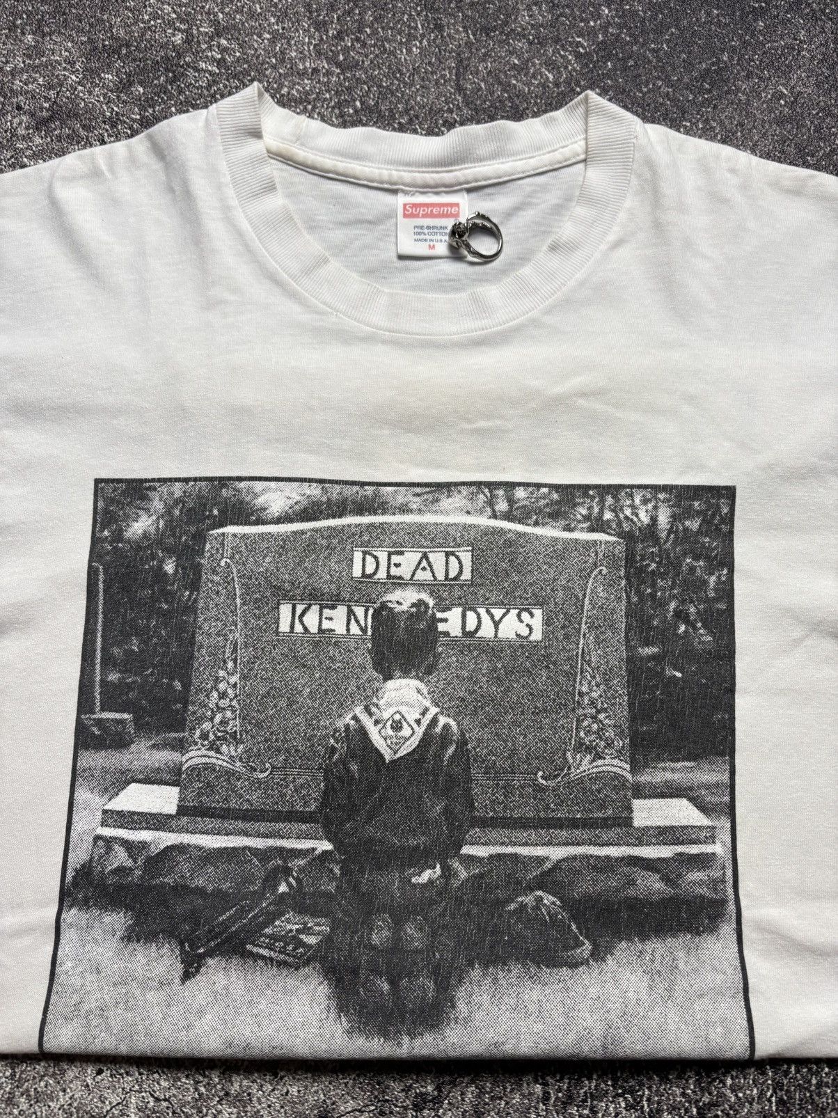 Supreme Supreme x dead keneddys Size US M / EU 48-50 / 2 - 5 Thumbnail