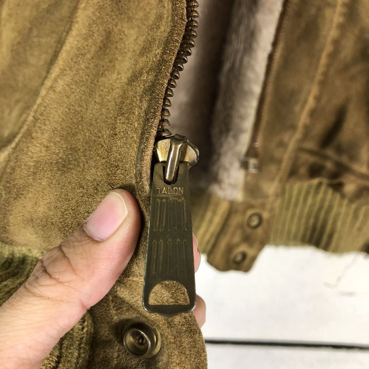 Genuine Leather 🔥TRUE VINTAGE 70’s WILLIAM BARRY USA SHERPA LINING MILITARY Size US M / EU 48-50 / 2 - 15 Thumbnail