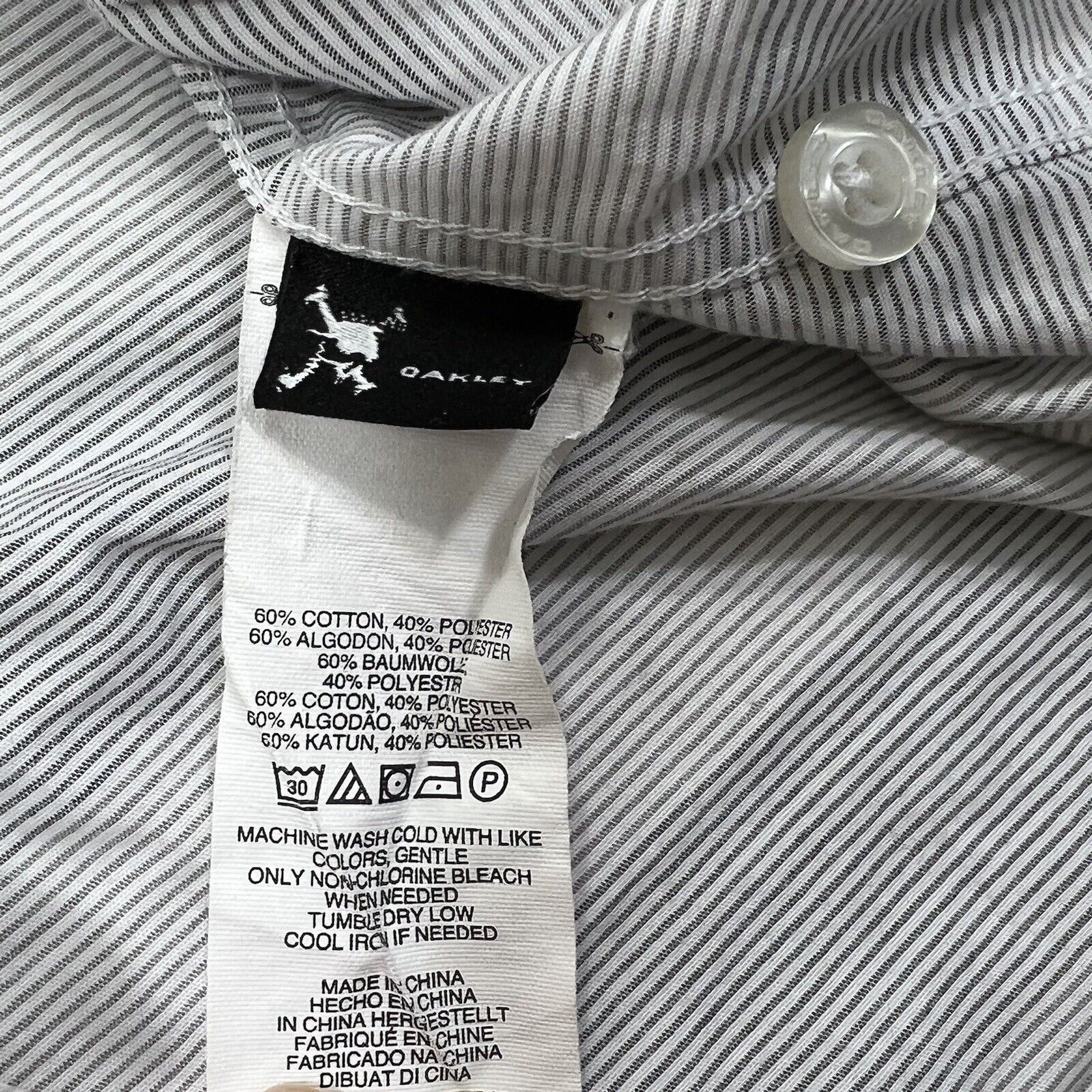 Oakley Oakley Short Sleeve Button Front Light Gray Shirt Size US M / EU 48-50 / 2 - 11 Thumbnail