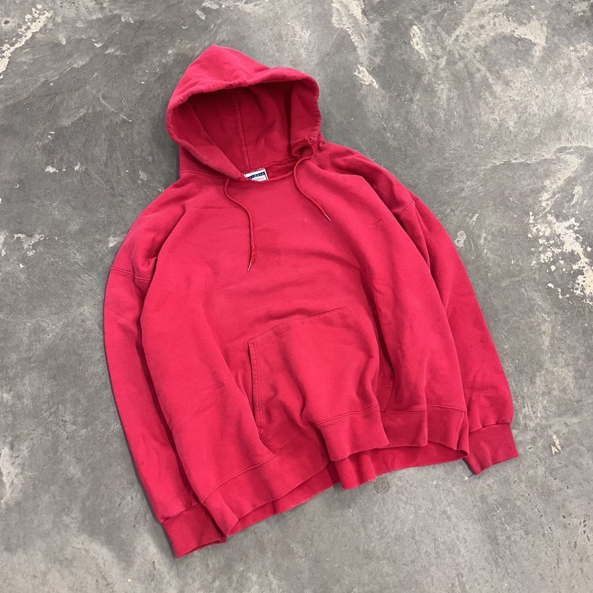 Hanes × Vintage Vintage 1990's faded thrashed n distressed Red Hanes hoodie Size US XL / EU 56 / 4 - 7 Thumbnail