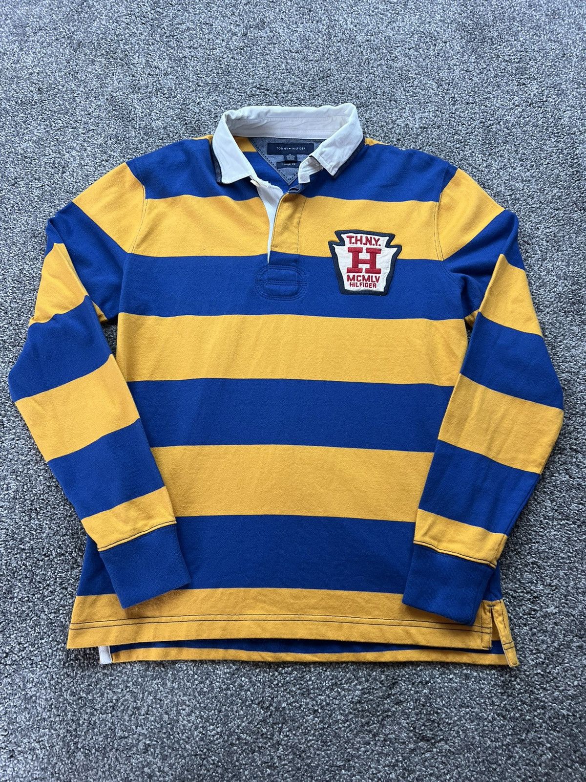 Tommy Hilfiger Vintage Tommy Hilfiger Crest Logo Striped Rugby Polo Size US M / EU 48-50 / 2 - 1 Thumbnail
