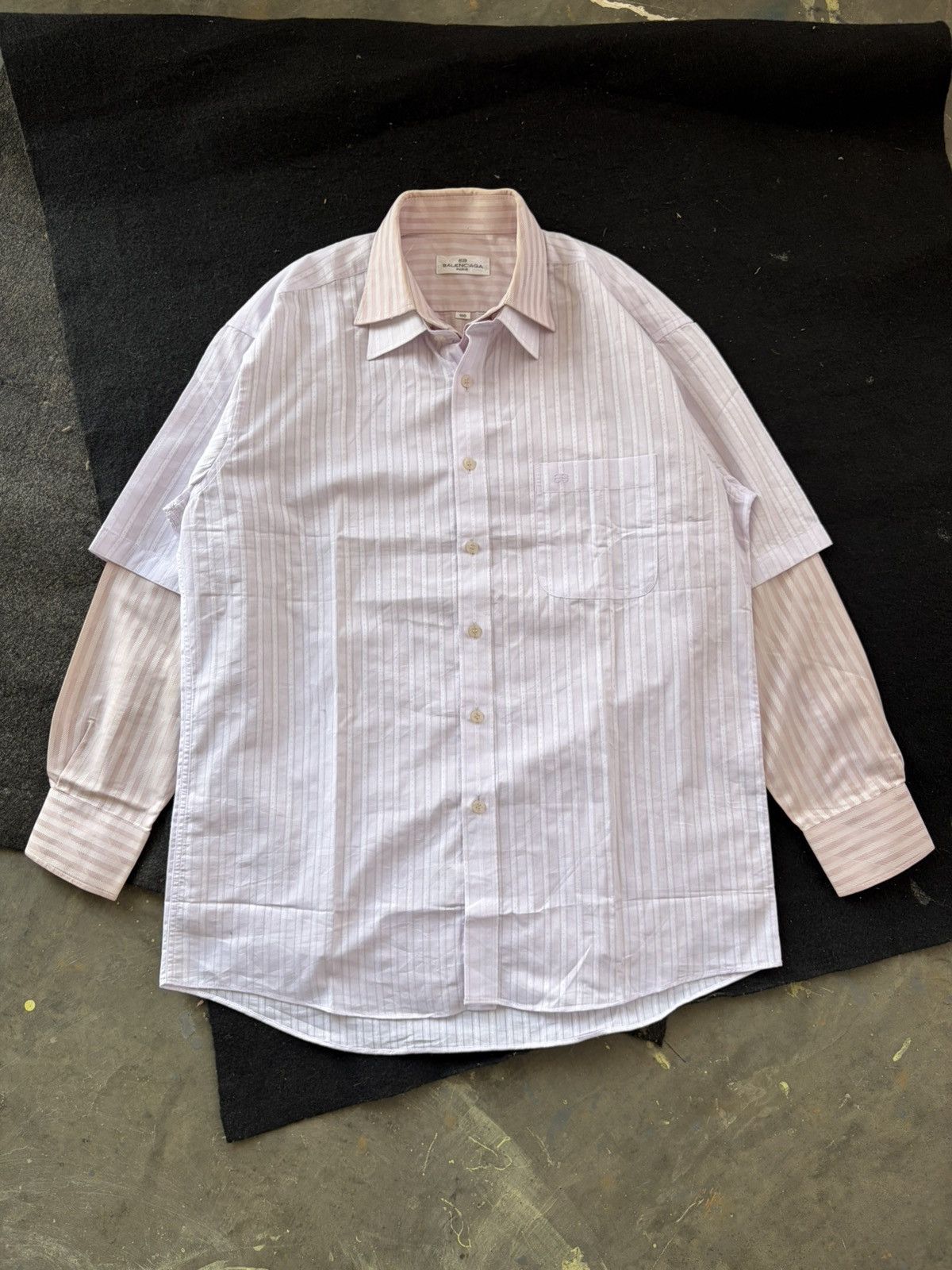 Balenciaga Balenciaga double layered vintage shirt button Size US L / EU 52-54 / 3 - 2 Thumbnail