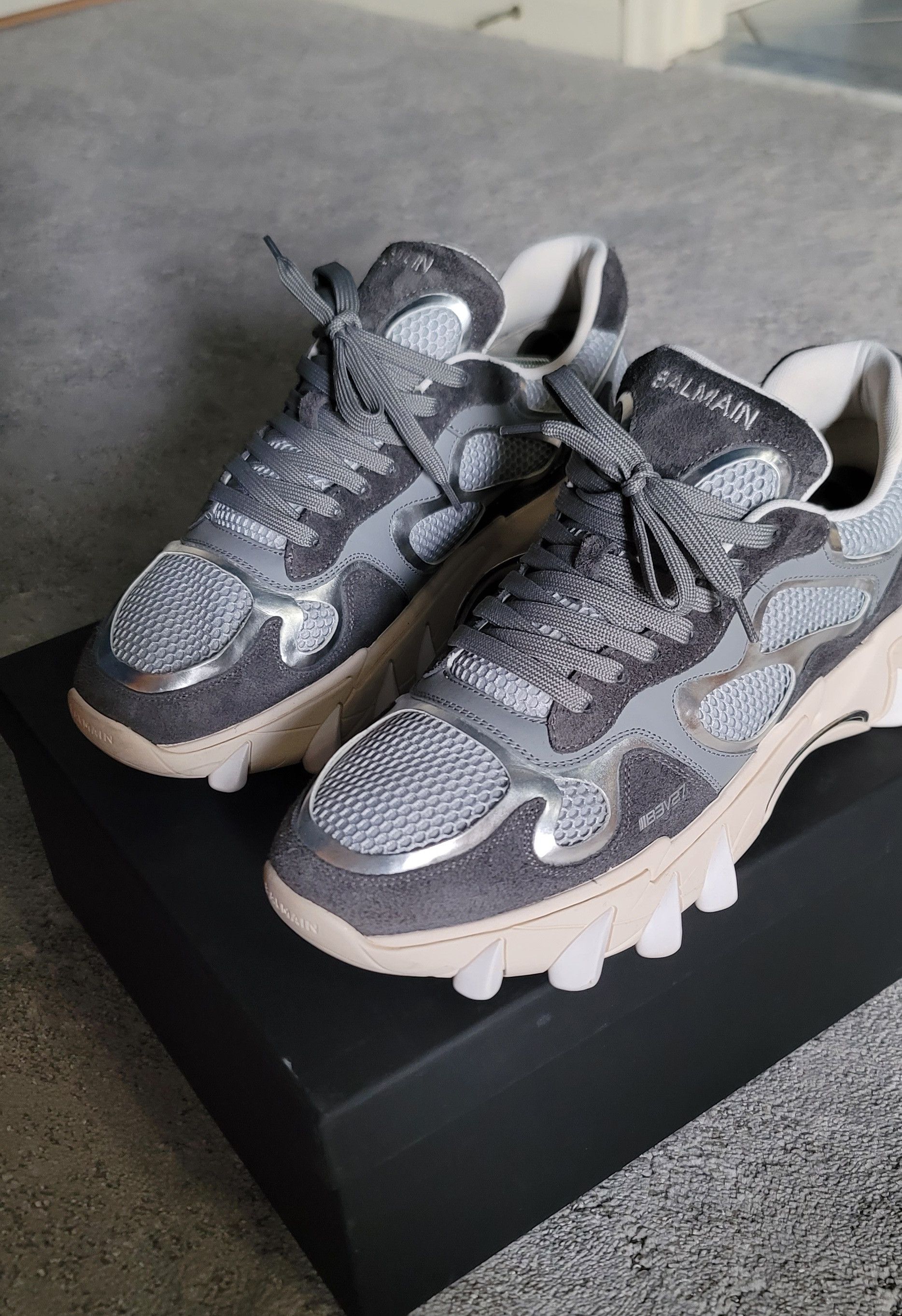 Balmain Balmain B-East low-top sneakers, Size 12, VNDS Size US 12 / EU 45 - 2 Thumbnail