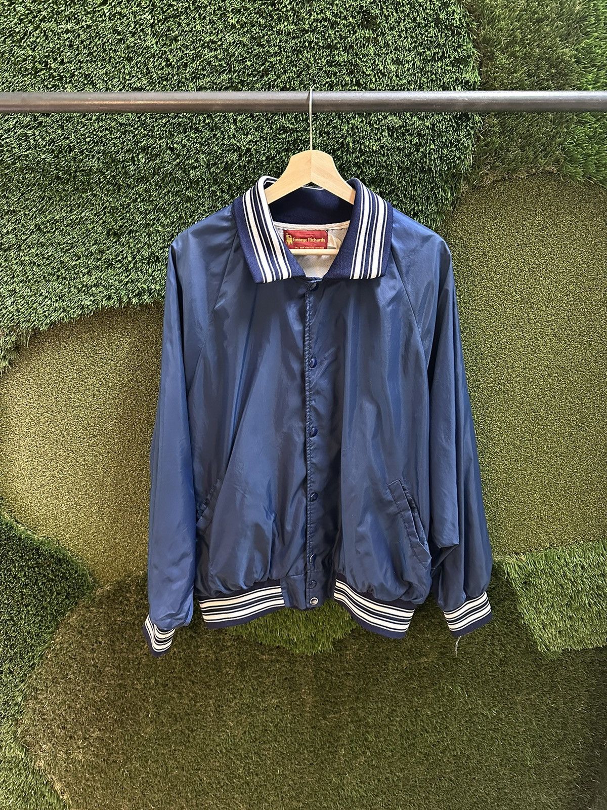 Vintage Vintage 1980s George Richards Navy Light Jacket Size XL Size US XL / EU 56 / 4 - 1 Thumbnail