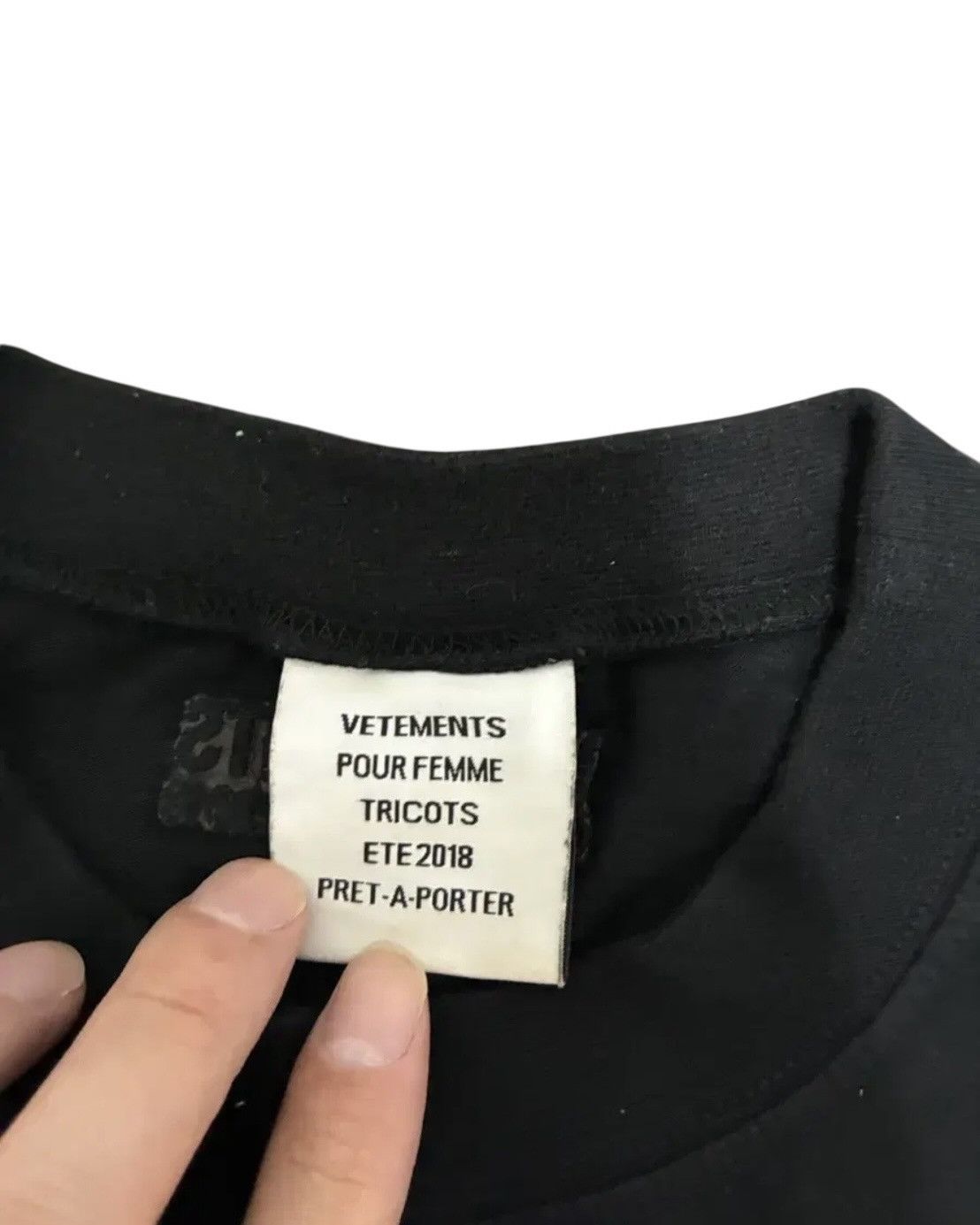 Vetements Vetements Calendar T-Shirt Size US S / EU 44-46 / 1 - 3 Thumbnail