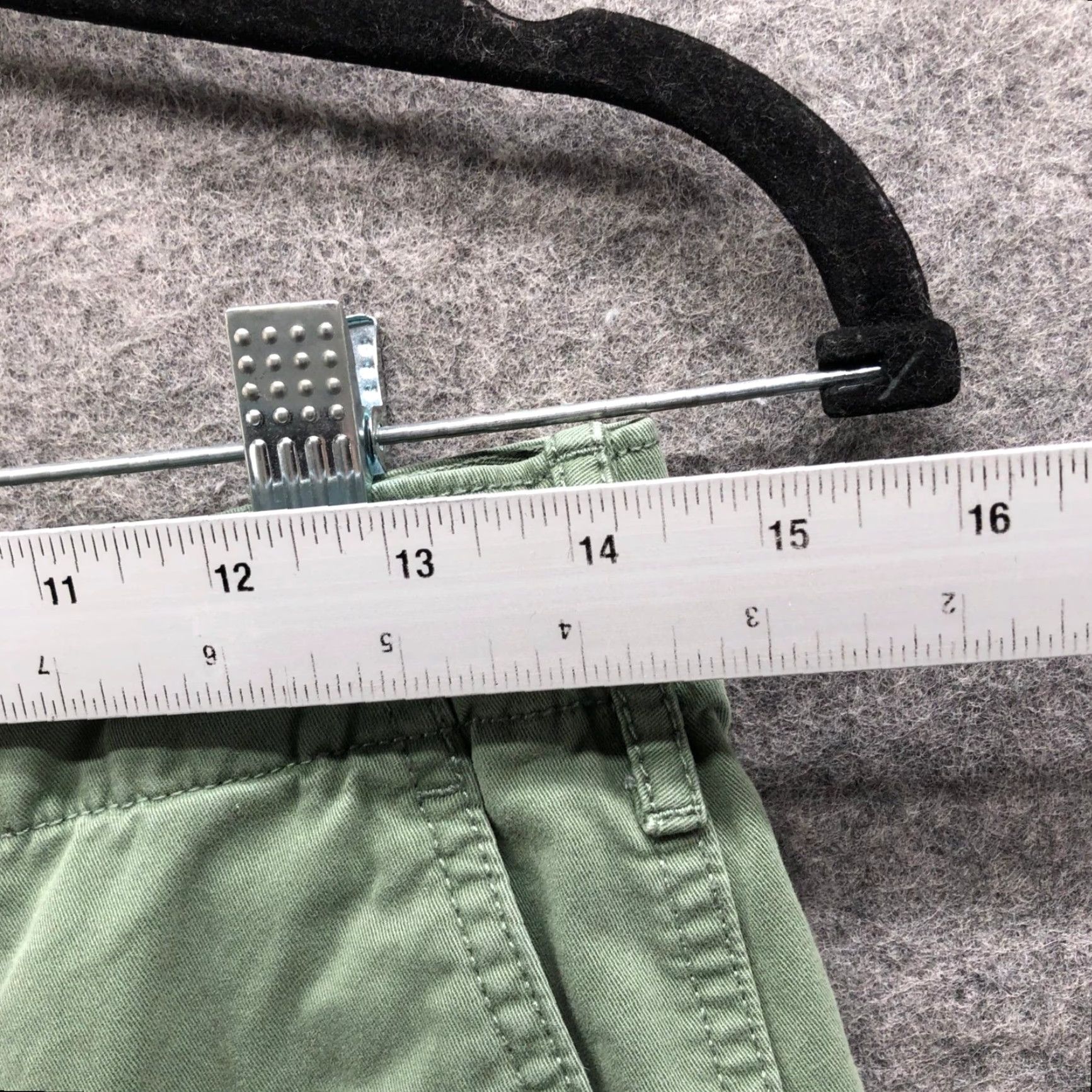 Gap Gap 5'' Khaki Shorts Womens 2 Army Green Stretch Flat Front Mid Rise Chino Size 28" / US 6 / IT 42 - 7 Thumbnail