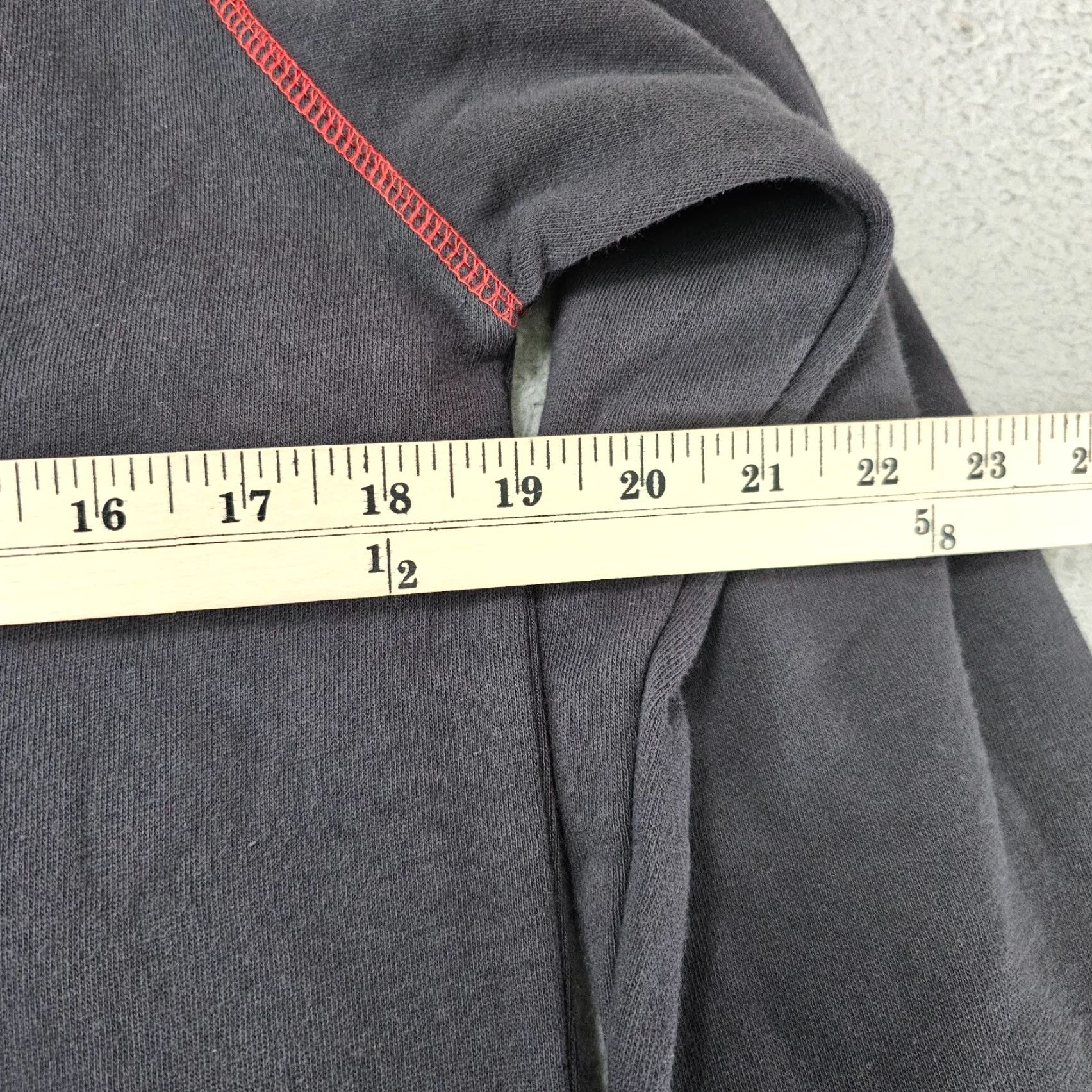 Vintage VINTAGE Makers Mark Sweatshirt Mens Small Charcoal Red Stitching Crew Pullover Sweater Size US S / EU 44-46 / 1 - 6 Thumbnail