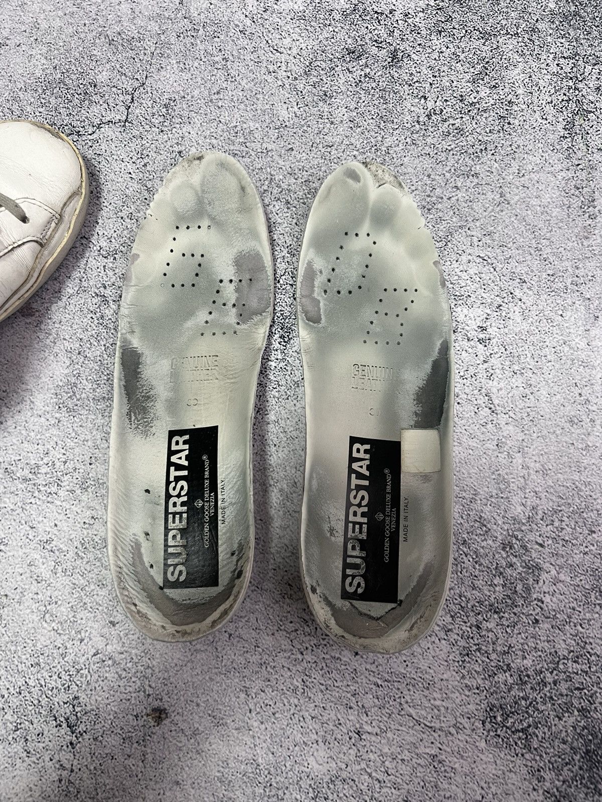 Golden Goose Women’s Golden Goose Deluxe SSTAR Low-Top Sneakers Fur Size US 8 / IT 38 - 15 Thumbnail