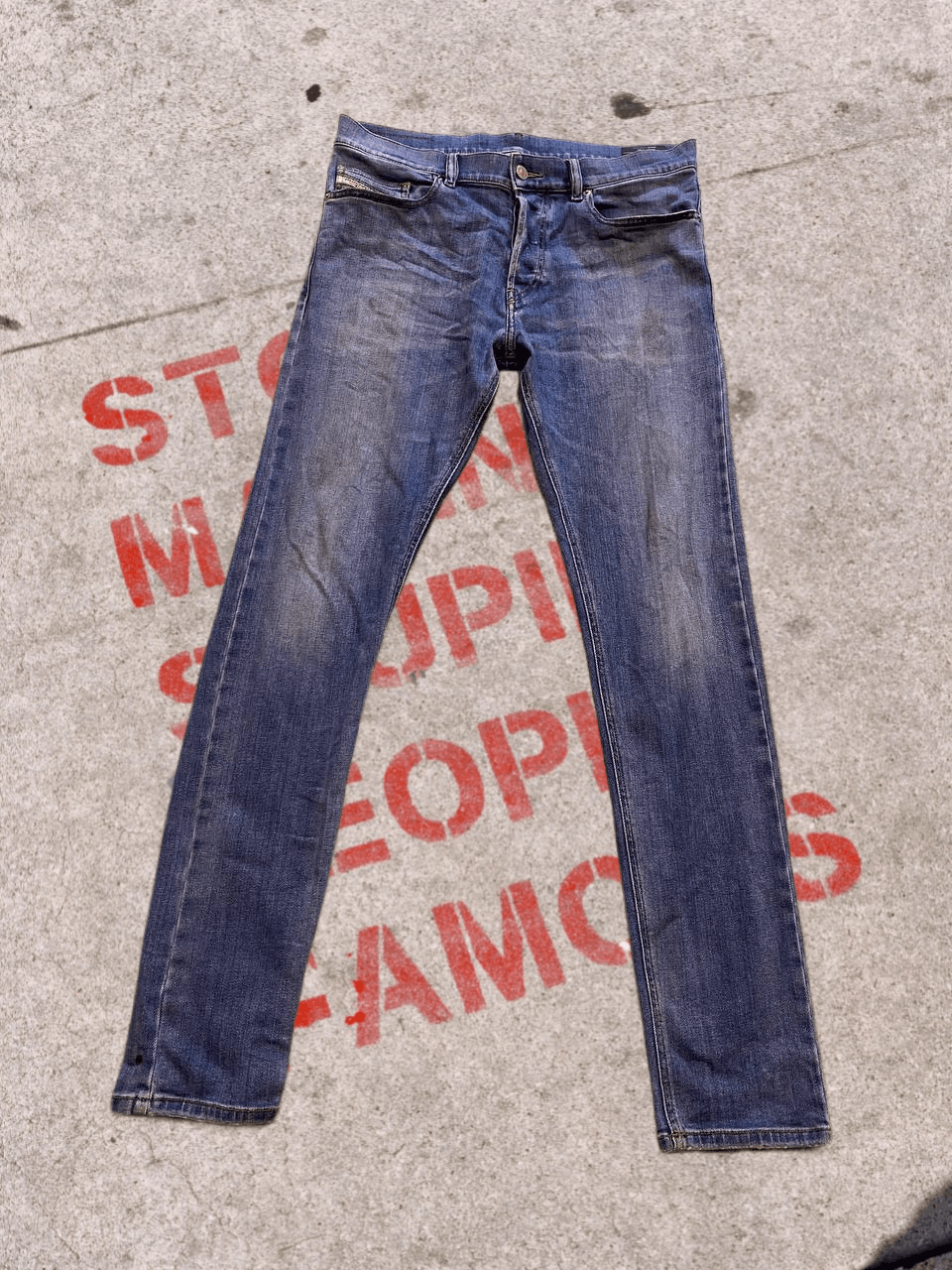 Diesel Vintage Diesel JeansBaggy Crazy 00s Size US 32 / EU 48 - 1 Thumbnail