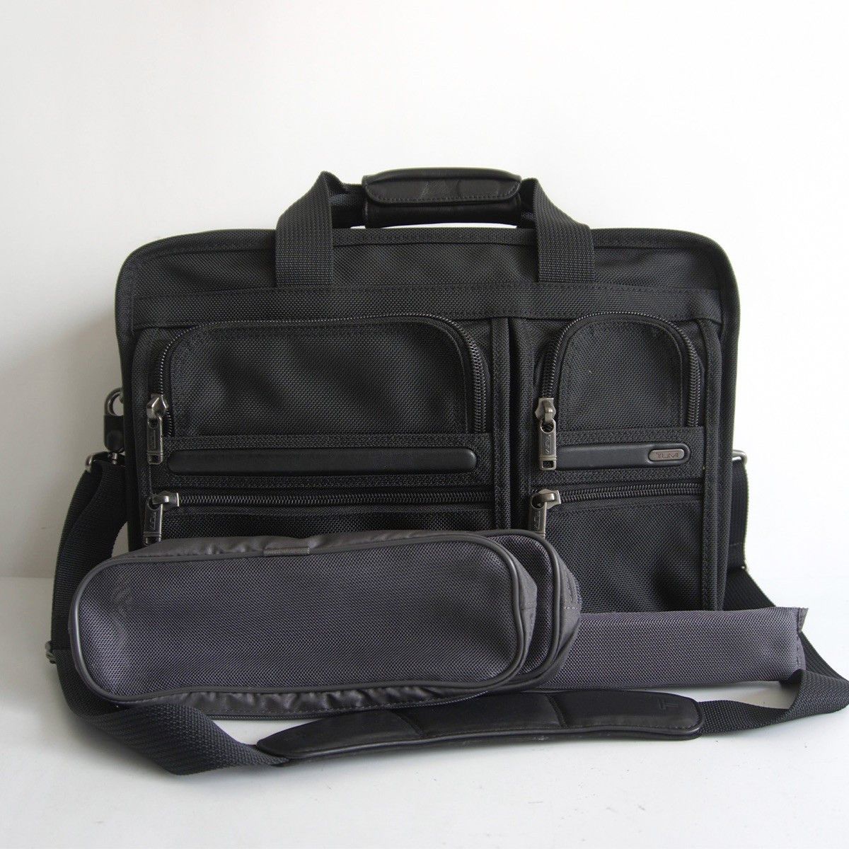 Tumi TUMI 26180D4 Alpha Ballistic Nylon 3-Way Size ONE SIZE Size ONE SIZE - 1 Thumbnail