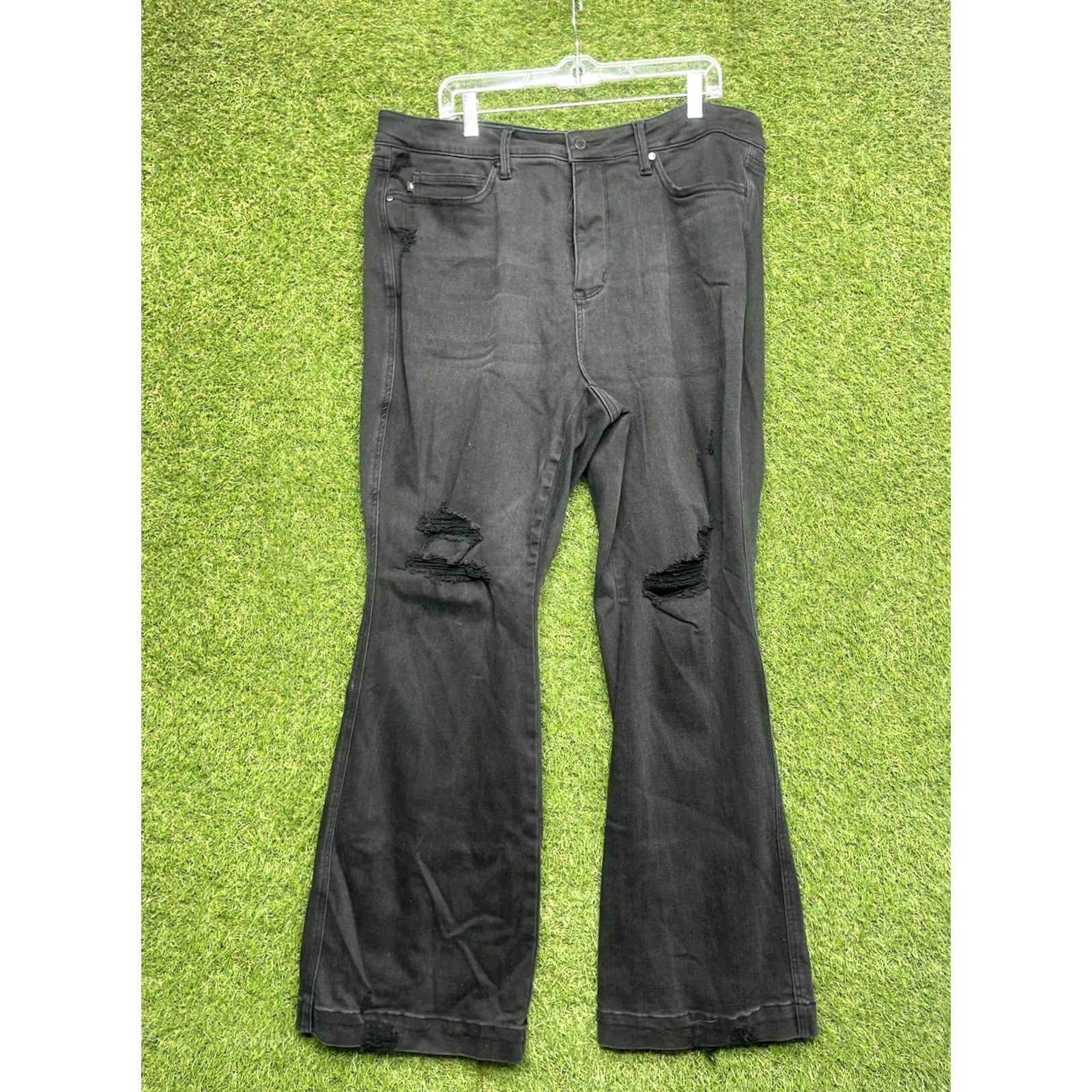 Vintage Judy Blue Jeans Womens 20W Black Flare High Waist Retro Stretch Denim Bell Y2K Jeans Womens Black Flared 20W Plus Size Retro Modern Fit Mens? Size 42" / US 20 - 2 Thumbnail