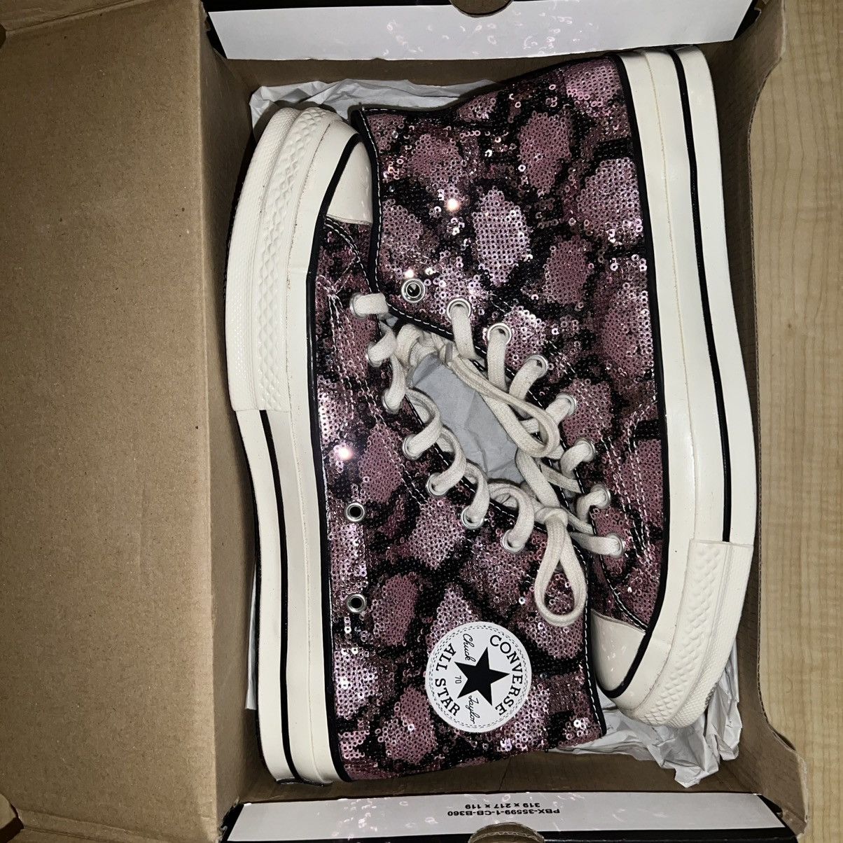 Converse Converse Chuck 70 Hi Light Orchid Size US 9 / EU 42 - 1 Thumbnail