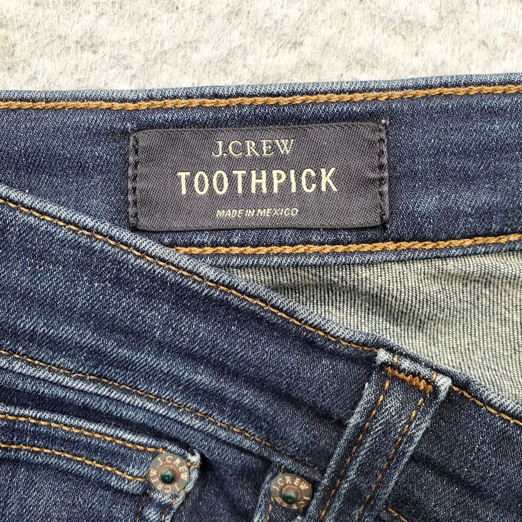 J.Crew J.Crew Toothpick Jeans Womens 27 Blue Denim Faded Whiskered Stretch Skinny Leg Jeans Womens Size 27 Blue Denim Preppy Size 27" / US 4 / IT 40 - 7 Thumbnail