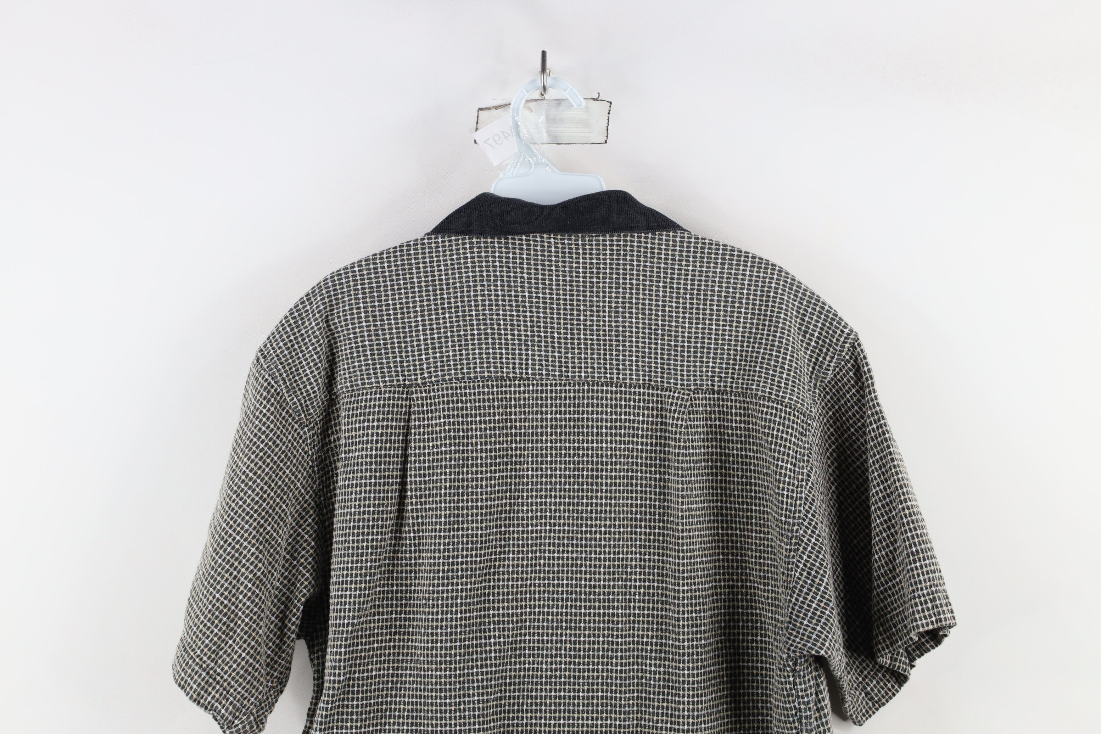 Vintage Vintage 90s Streetwear Short Sleeve Collared Button Shirt Size US M / EU 48-50 / 2 - 9 Thumbnail