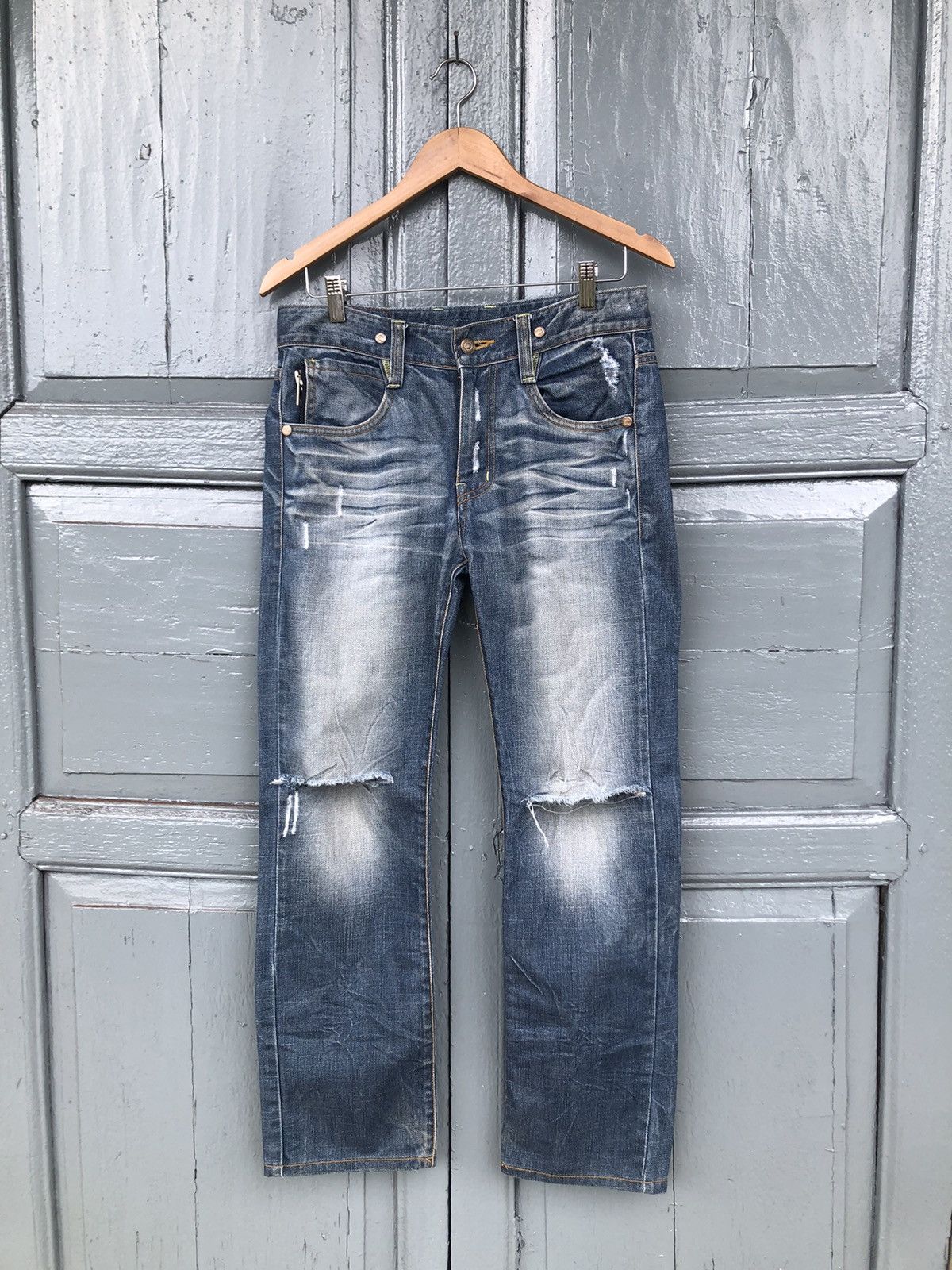 Japanese Brand On Board Distressed Denim Size US 33 - 1 Thumbnail