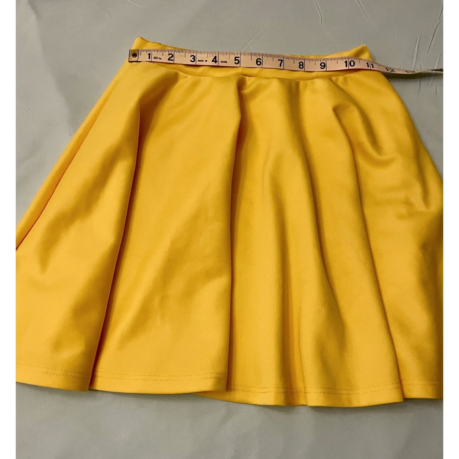 Vintage Johnny Skirt Womens S Yellow Skater Mini Pleated Pull On Retro Party/Cocktail Casual Size 28" / US 6 / IT 42 - 5 Thumbnail
