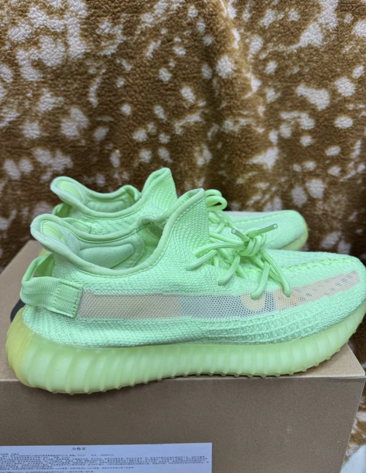 Adidas Adidas Yeezy 350 Glow EG5293 K37 Size US 9 / EU 42 - 2 Thumbnail