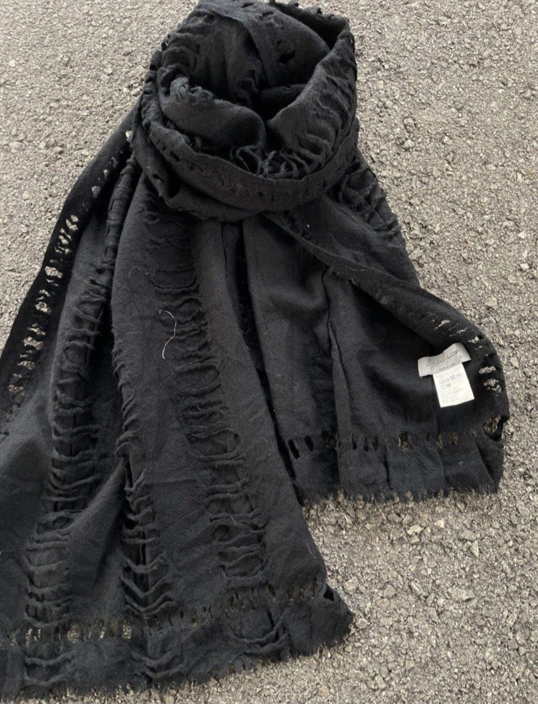 Yohji Yamamoto Yohji Yamamoto distressed designer Japanese scarves muffler Size ONE SIZE - 4 Thumbnail