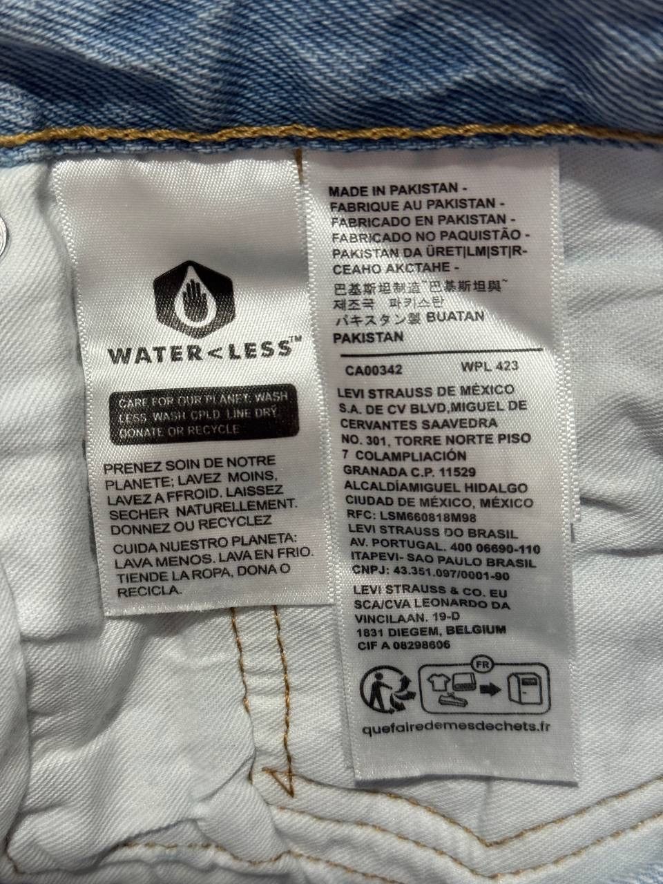 Levi's Levi’s 501 Thermodapt Jeans in Light Blue W34 L32 Size US 34 / EU 50 - 6 Thumbnail