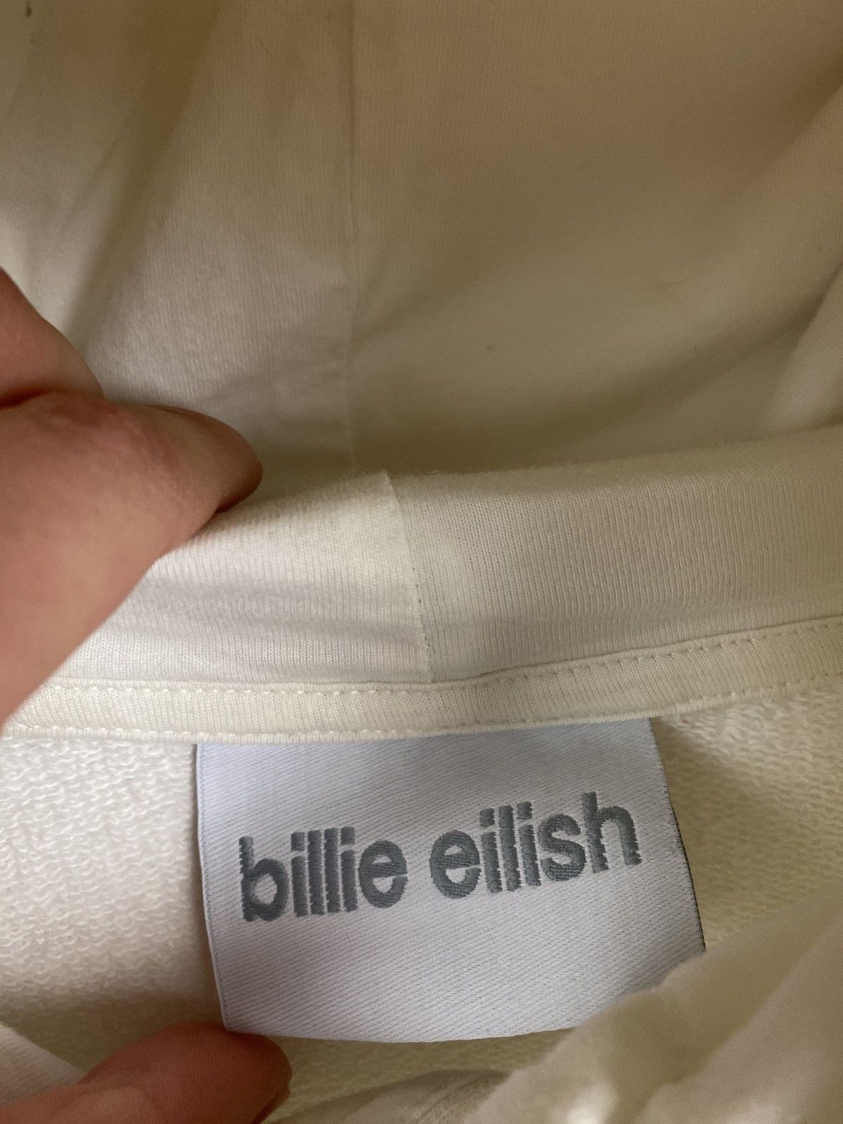 Billie Eilish 💋Hoodie Billie Eilish Happier Than Ever World Tour 2022 Tee💋 Size US L / EU 52-54 / 3 - 15 Thumbnail