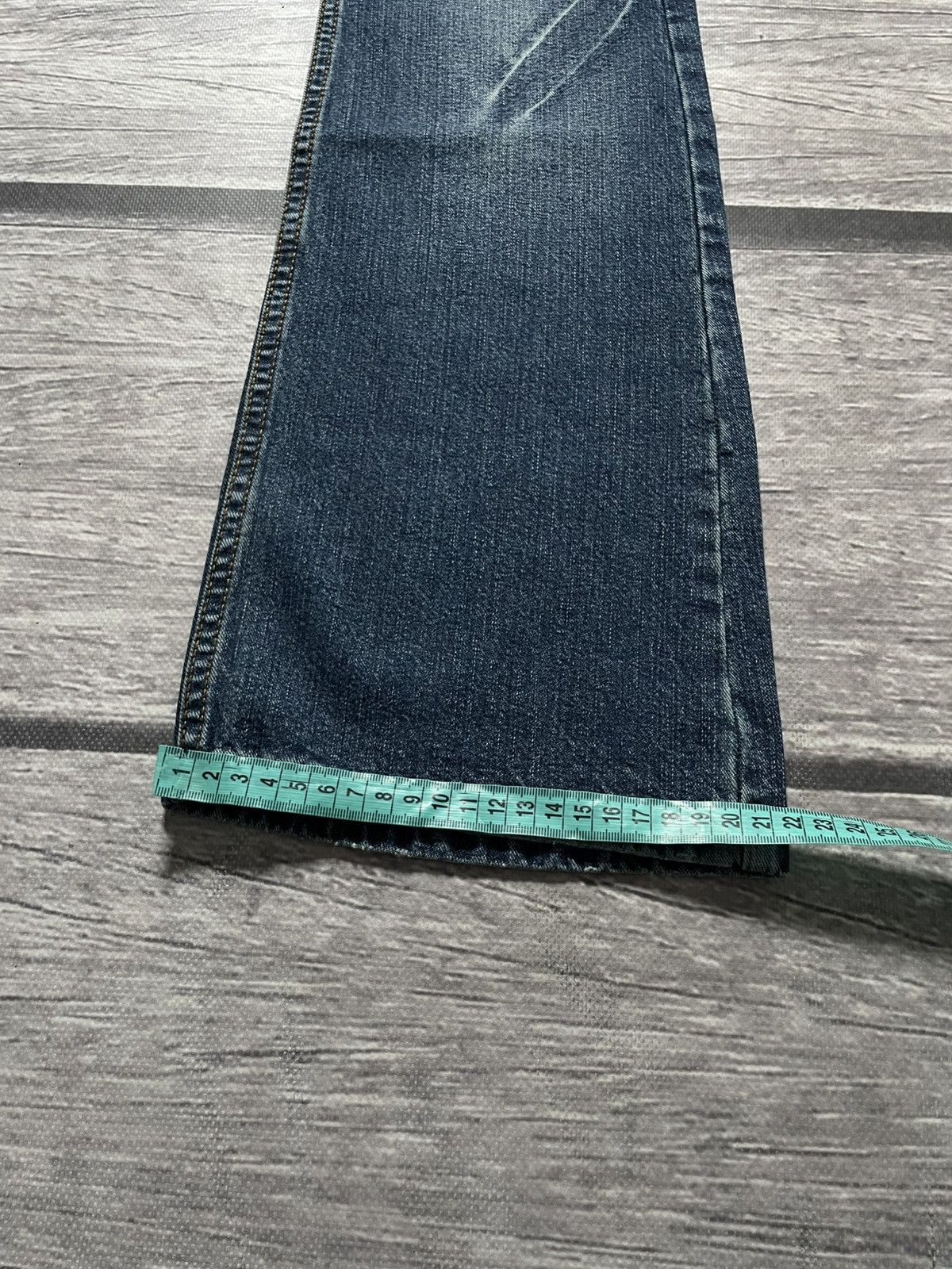 Dolce & Gabbana Dolce & Gabbana Vintage Archive Skull Flared Jeans Size 27" / US 4 / IT 40 - 15 Thumbnail