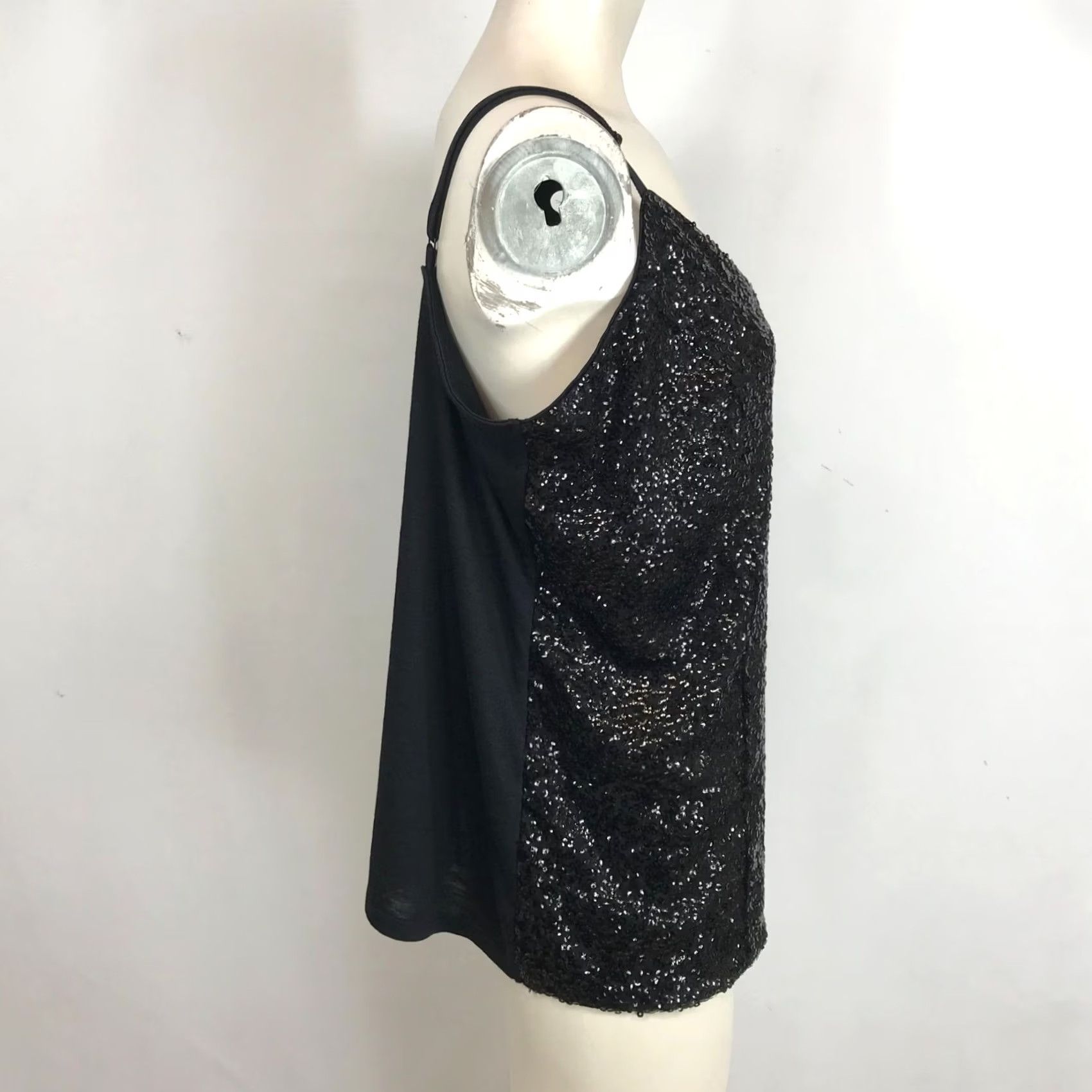 Vintage VINTAGE Lane Bryant Women’s 18/20 Black Sequin Spaghetti Strap V Neck Tank Top Shirt Women 18/20 Black Sequin Spaghetti Strap V-Neck Tank Top Size XXL / US 16-18 / IT 52-54 - 4 Thumbnail