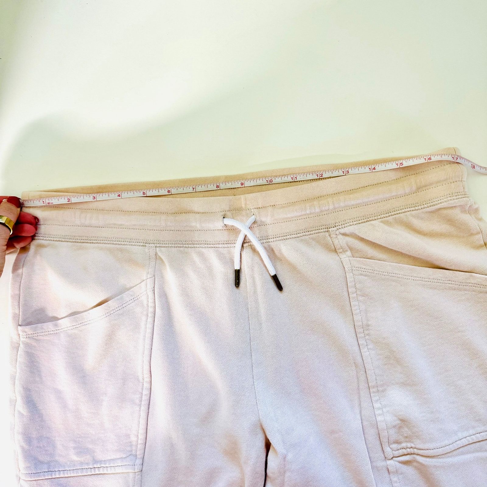 Old Navy OLD NAVY Cream White Sweatpants Joggers Pants M Sweats Size 28" / US 6 / IT 42 - 8 Thumbnail