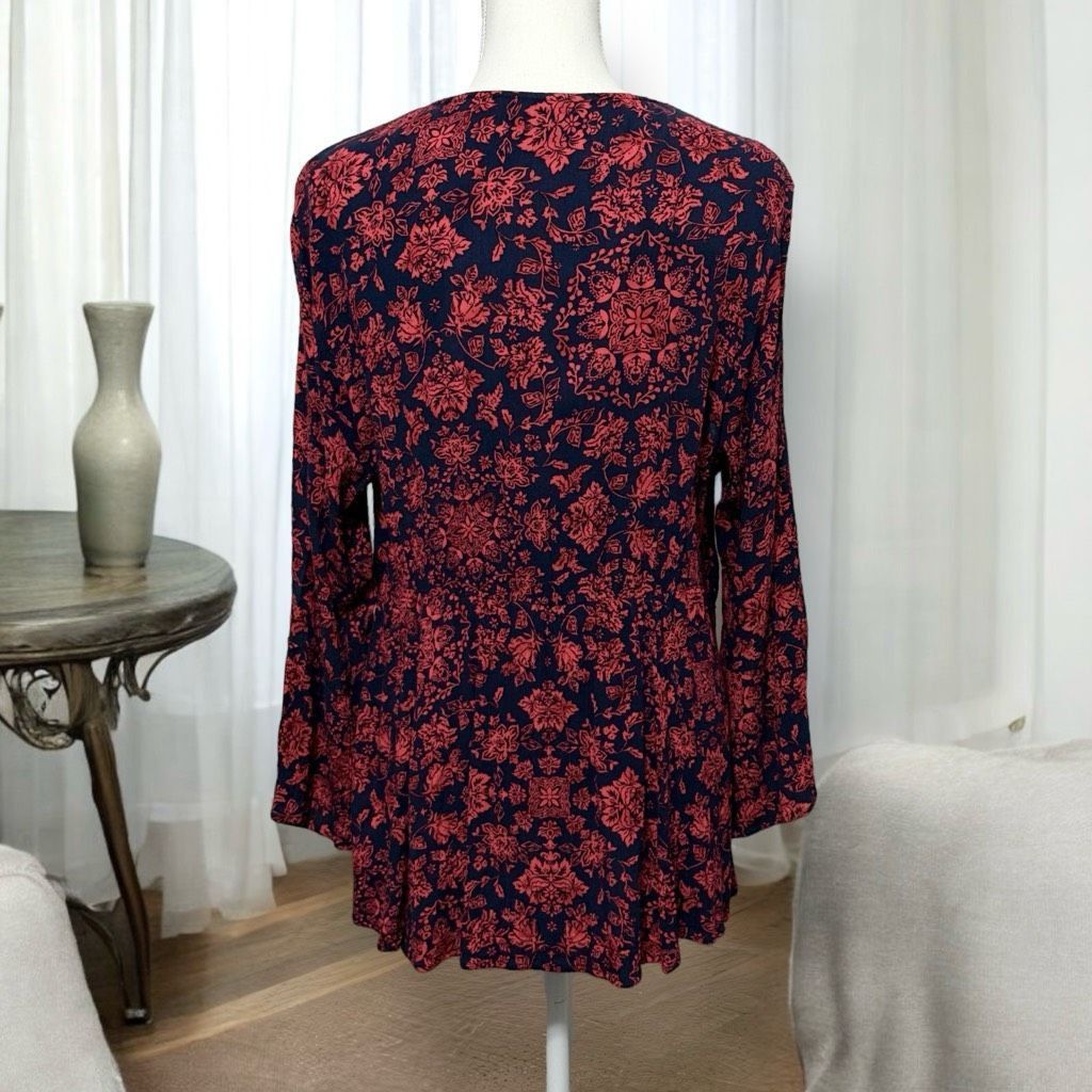 Other Torrid Navy Blue & Red Embroidered Crinkle Gauze Babydoll To Size L / US 10 / IT 46 - 7 Thumbnail