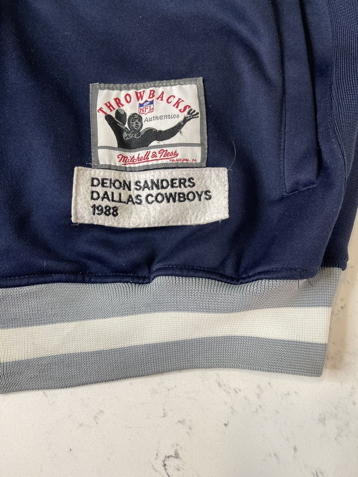 Mitchell & Ness Mitchell & Ness Throwbacks Dion Sanders 1998 Hoodie Size US XXL / EU 58 / 5 - 8 Thumbnail