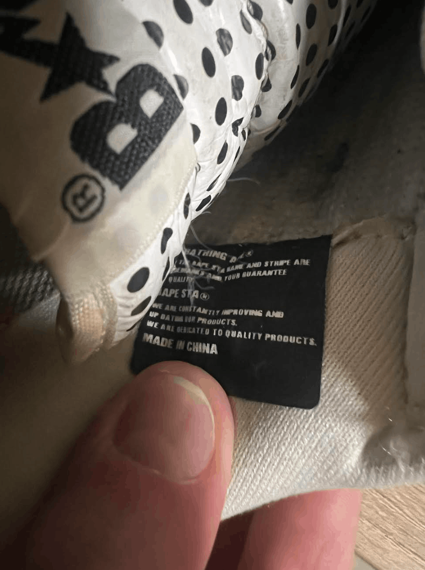 Bape × Kaws Bape x Kaws Vintage Bapesta AF1 Polka Dot Chompers FS-029 Size US 10.5 / EU 43-44 - 10 Thumbnail