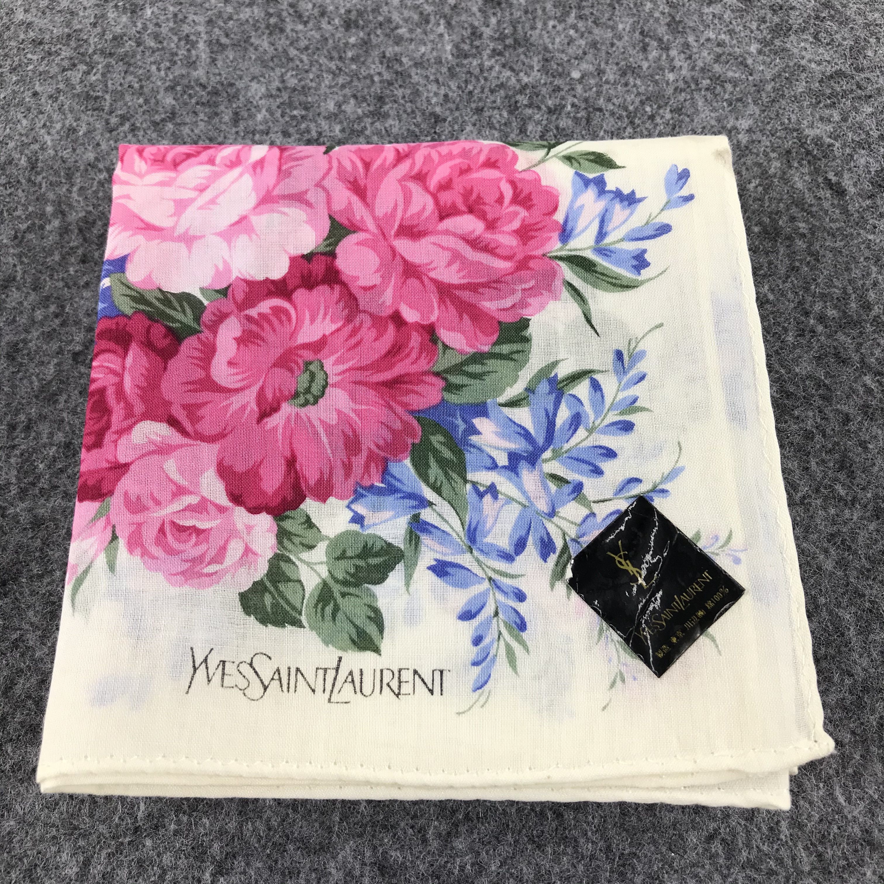 Yves Saint Laurent YSL Floral Handkerchief Neckerchief Bandana H531 Size ONE SIZE - 8 Thumbnail