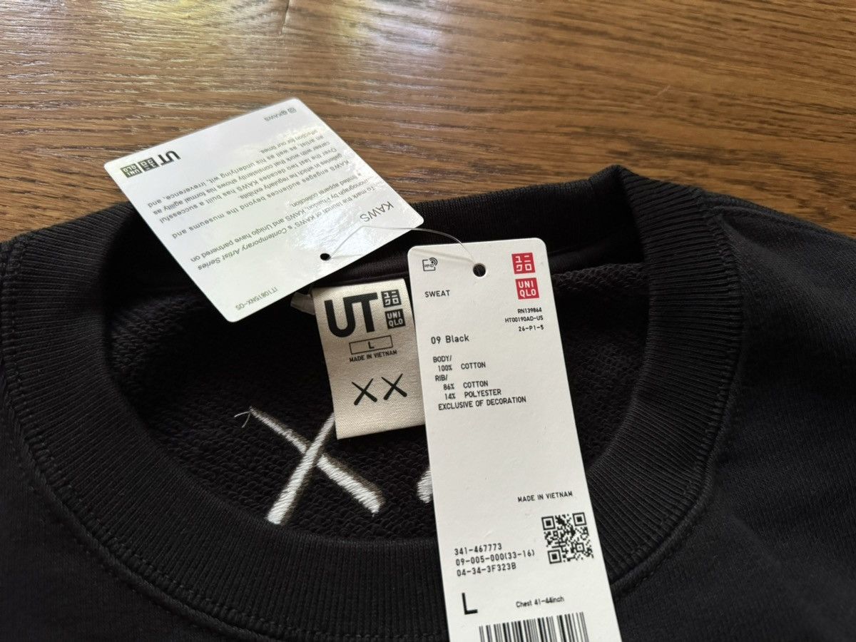 Kaws × Uniqlo Large Kaws Long Sleeve Sweatshirt Black Uniqlo UT Changbai Size US L / EU 52-54 / 3 - 6 Thumbnail