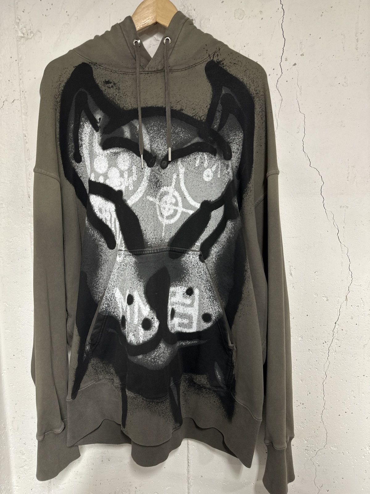 Givenchy Givenchy Chito “Dog” Hoodie Size US L / EU 52-54 / 3 - 2 Thumbnail