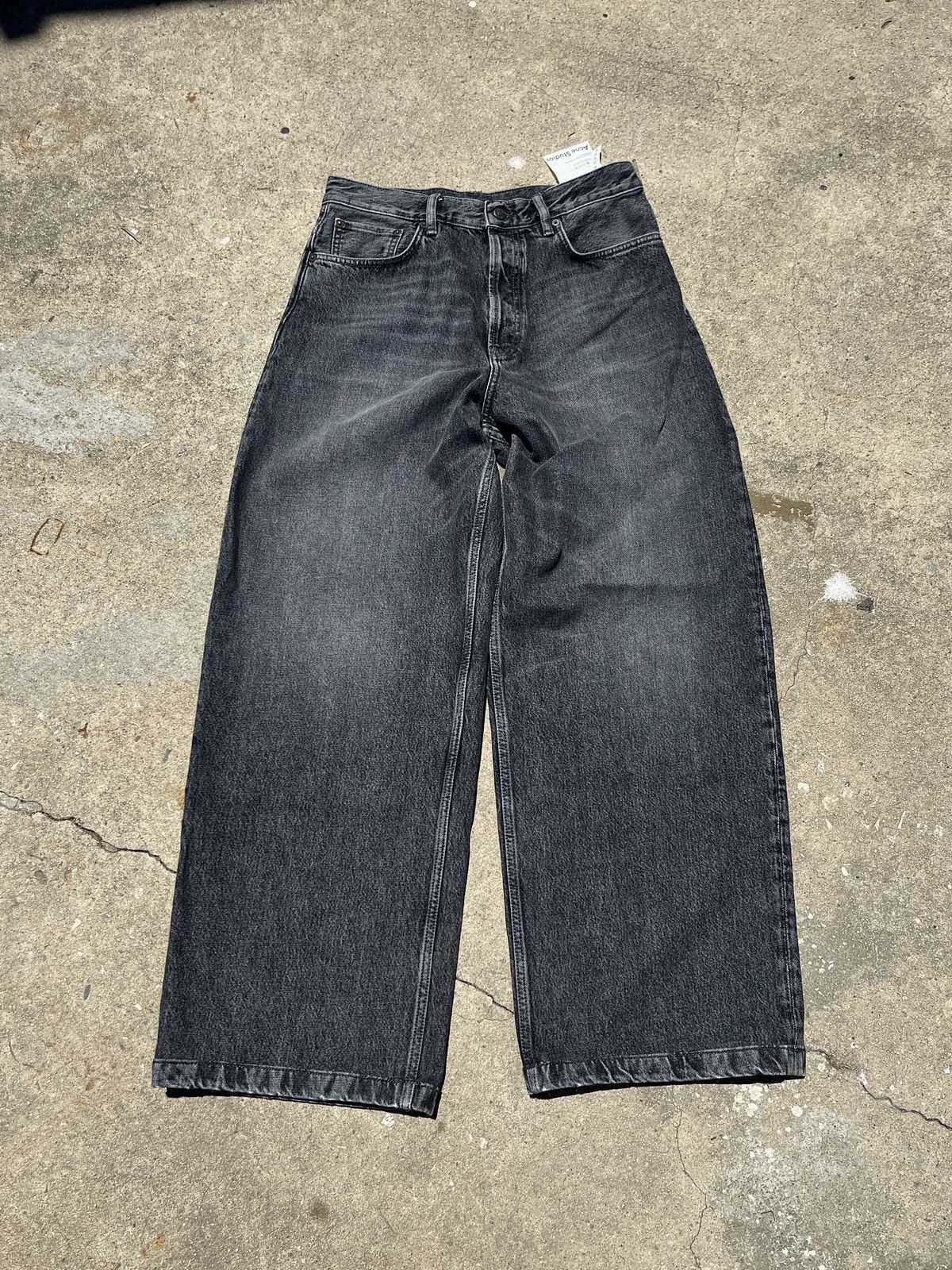 Acne Studios Acne Studios 1989 loose fit jeans Size 30/34 in faded  