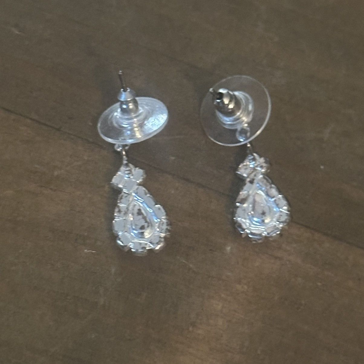 Other Rhinestone teardrop dangle post earrings Size ONE SIZE - 3 Thumbnail