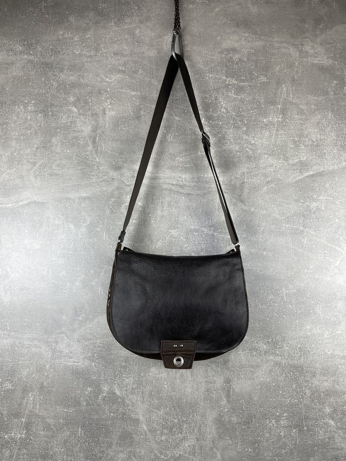 Mandarina Duck Mandarina Duck Leather Messenger Shoulder Bag Black Brown Size ONE SIZE - 1 Thumbnail