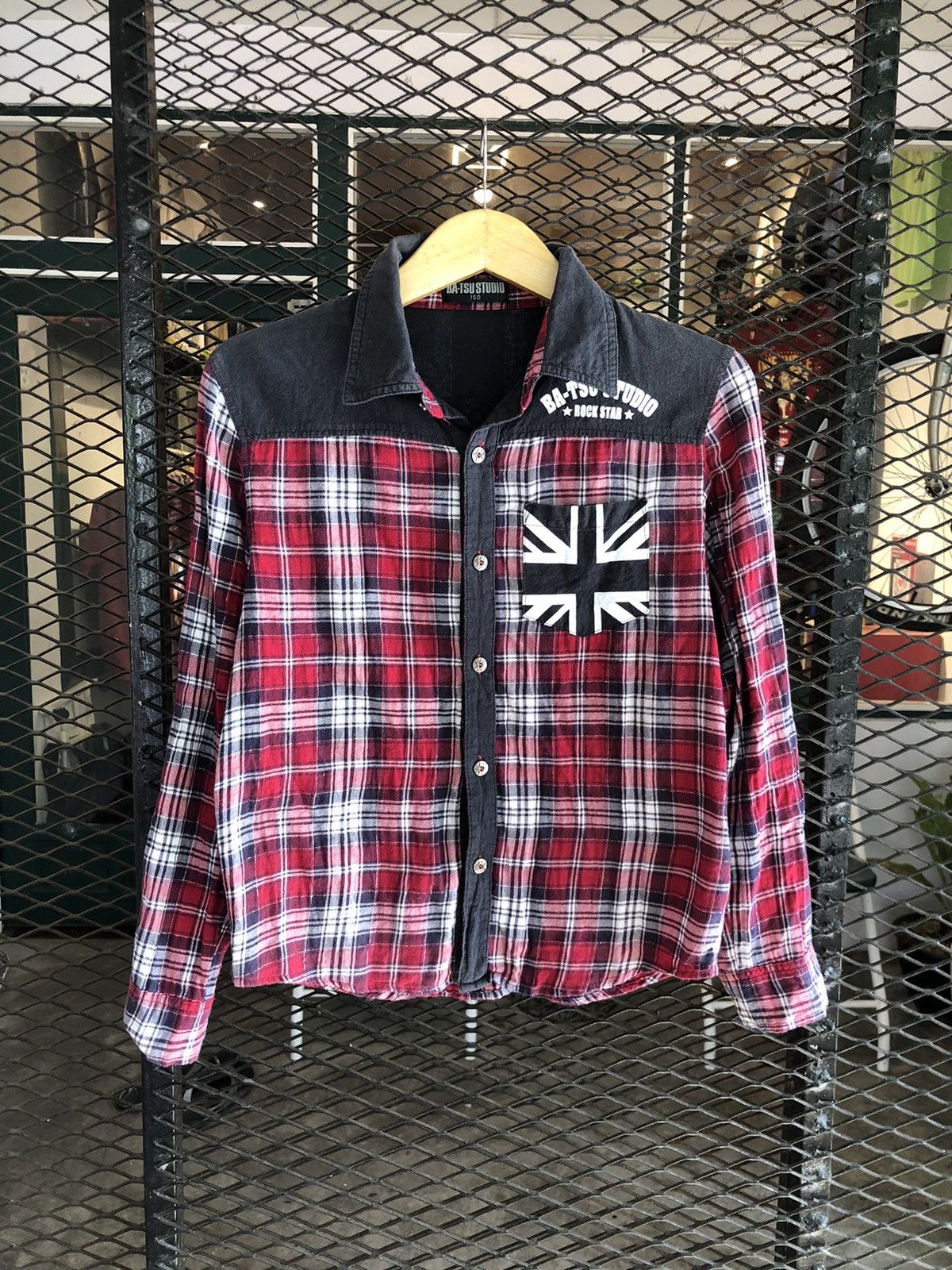 If Six Was Nine × Japanese Brand × Le Grande Bleu (L.G.B.) JAPANESE BAT-SU STUDIO FLANNEL ENGLAND FLAG Size US S / EU 44-46 / 1 - 3 Thumbnail