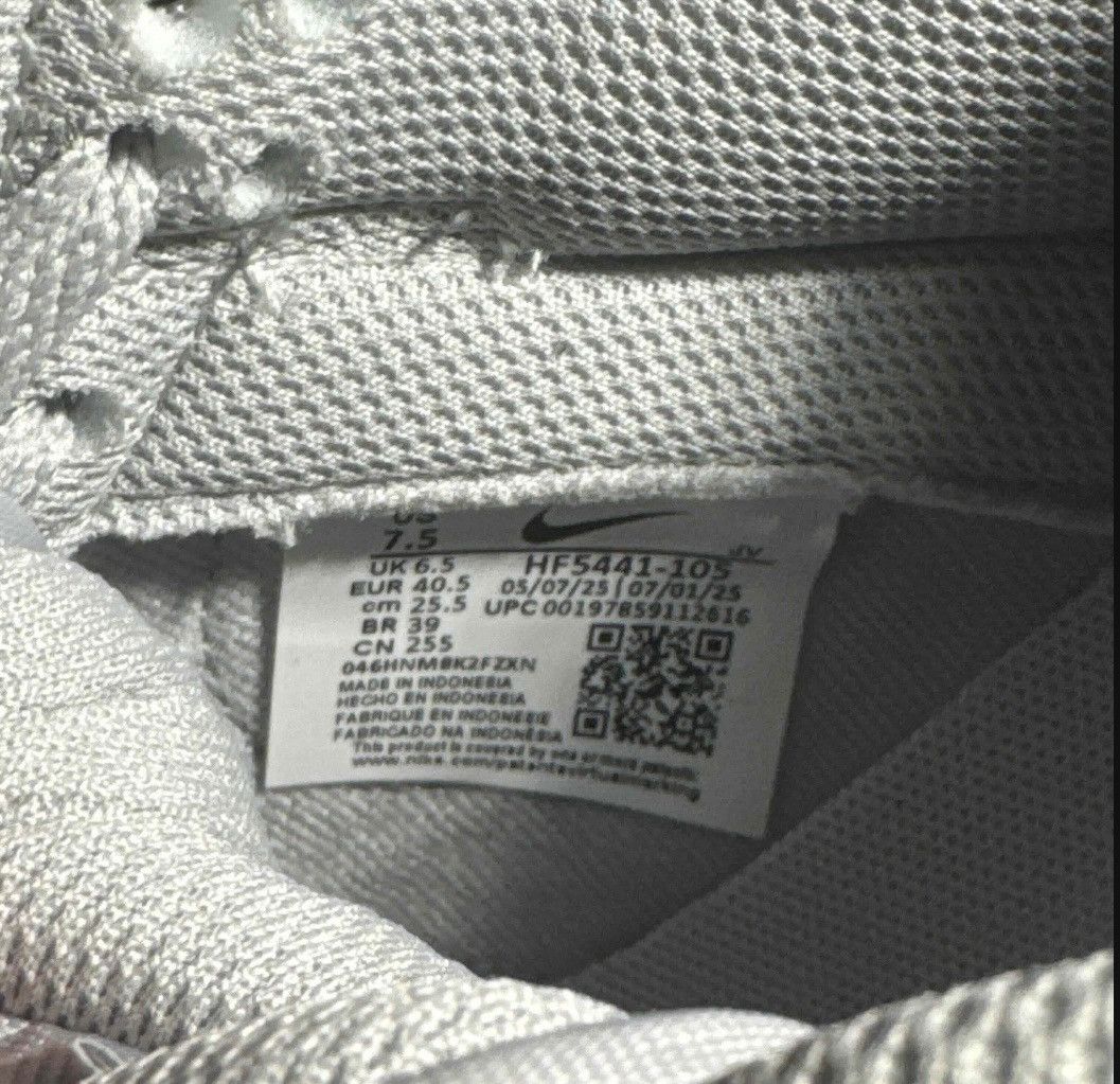 Nike Nike Dunk Low 'Light Smoke Grey' Size US 7.5 / EU 40-41 - 6 Thumbnail