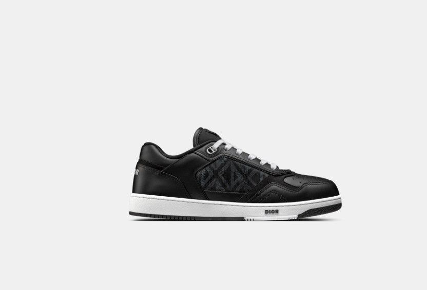 o1w1db10325 3SN27 Low-Top Sneakers in Black