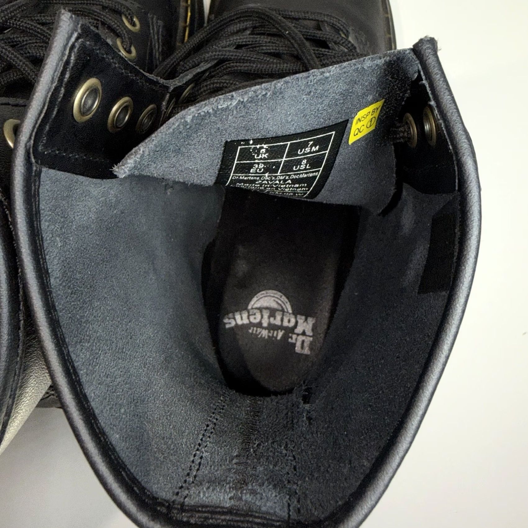 Dr. Martens Dr. Martens Women’s Size 8 Zavala High Top Boot TEAR RIP Punk 90s Leather Black Combat Ankle Lace Up Rubber Sole Menstrual? Size M / US 6-8 / IT 42-44 - 7 Thumbnail