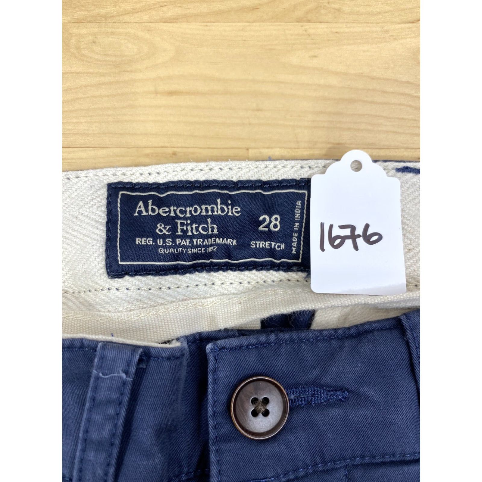 Abercrombie & Fitch Abercrombie & Fitch Mens Chino Shorts Regular Stretch Cotton Blue Sz 28 Flat Front Casual Front Zip Size US 28 / EU 44 - 6 Thumbnail