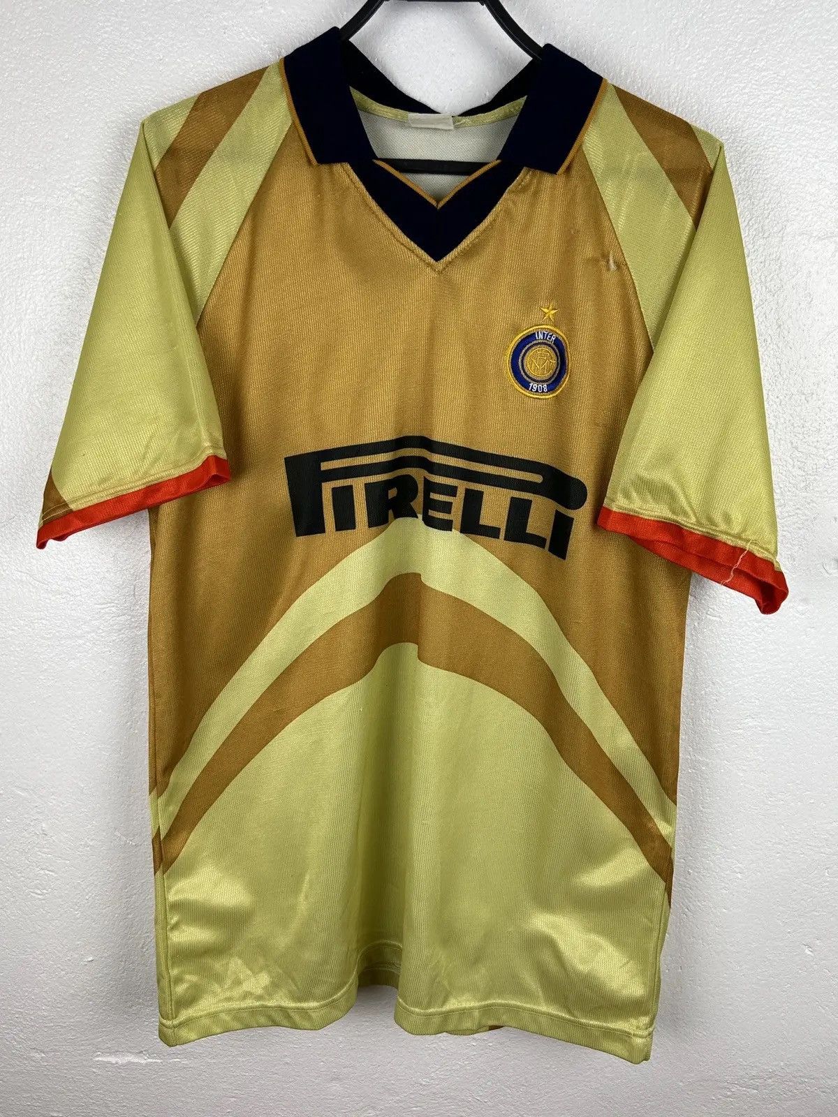 Vintage 00s Vintage Inter Milan Licensed Replica Jersey In Yellow Size US L / EU 52-54 / 3 - 1 Thumbnail