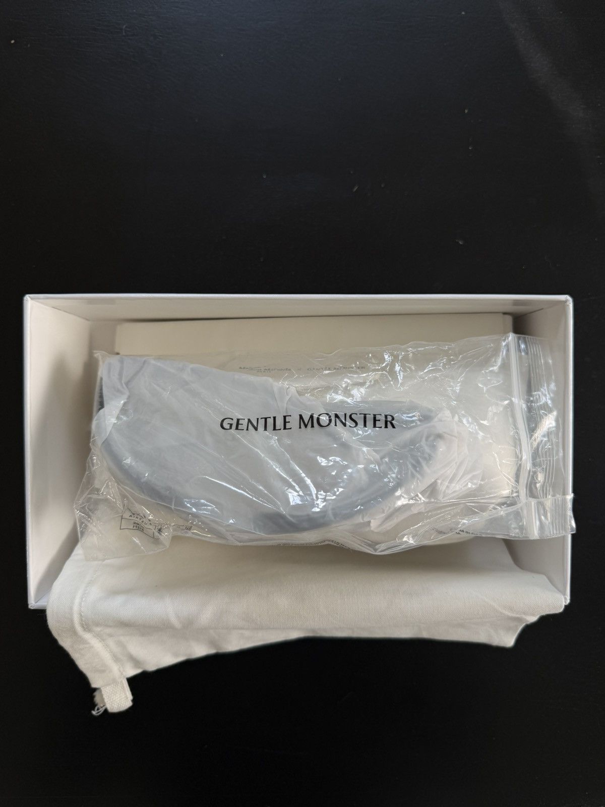 Gentle Monster × Maison Margiela Maison Margiela x Gentle Monster Wrap Sunglasses Size ONE SIZE - 4 Thumbnail