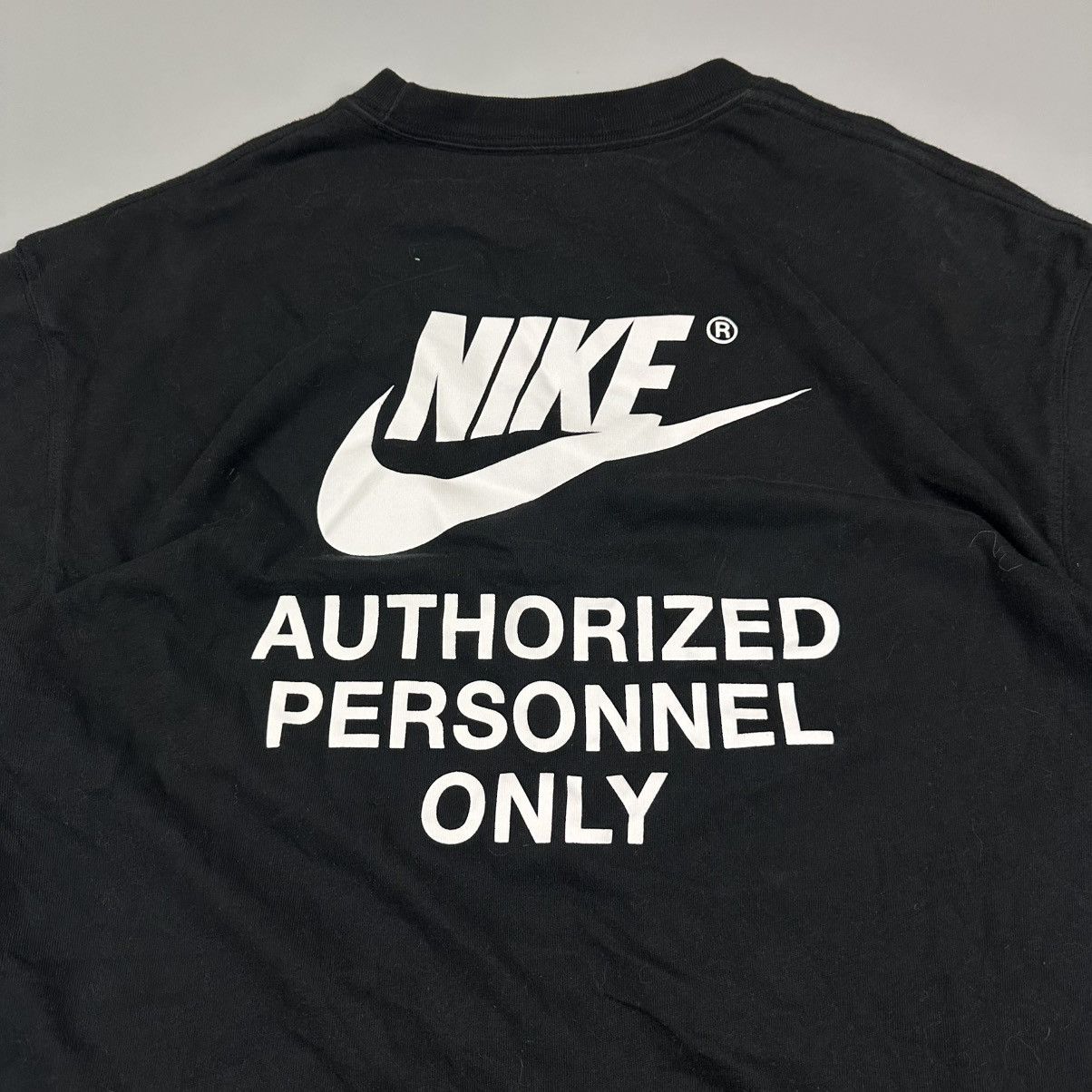 Nike NIKE AUTHORISED PERSONNEL ONLY T-SHIRT Size US L / EU 52-54 / 3 - 4 Thumbnail