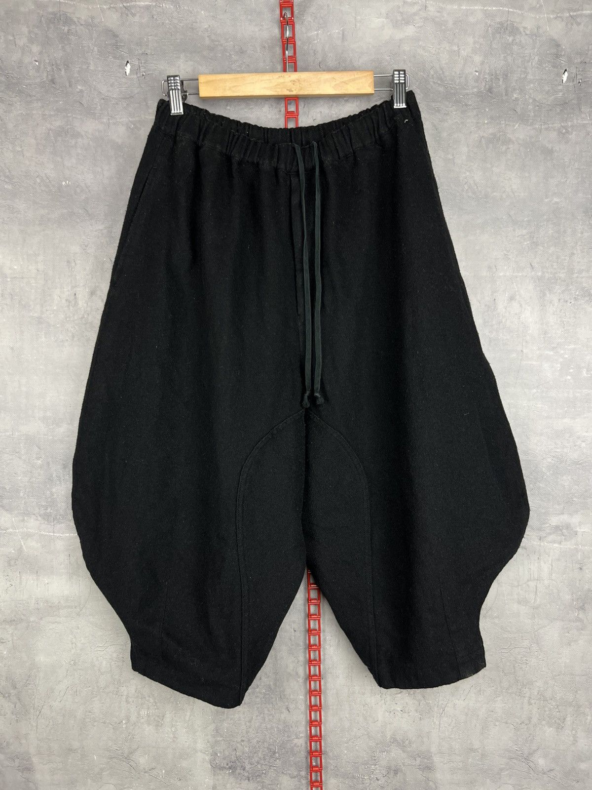 Comme des Garcons Black Comme des Garcon Black Wool Balloon Pants Size US 32 / EU 48 - 1 Thumbnail